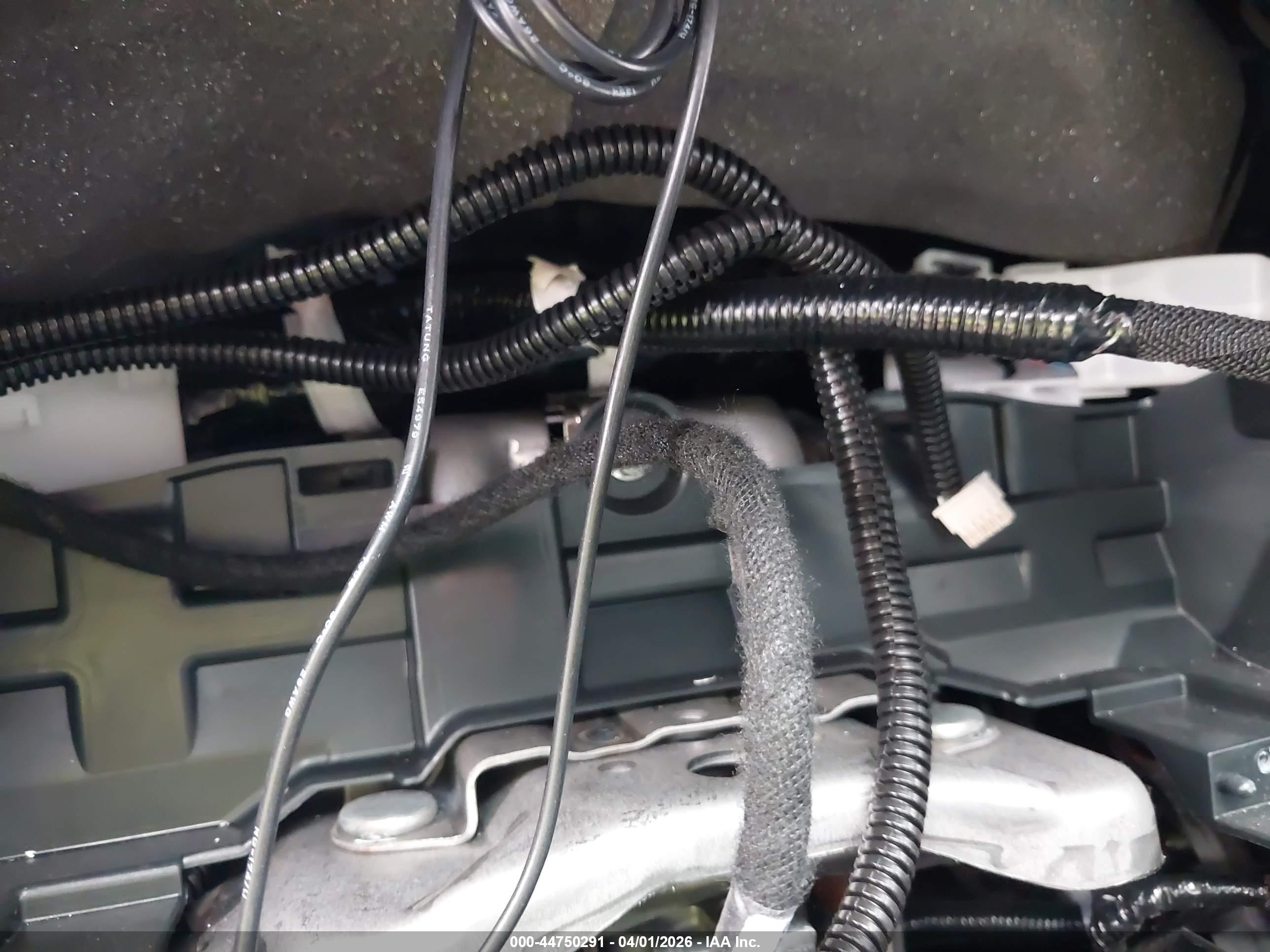 TOYOTA RAV4 image 7