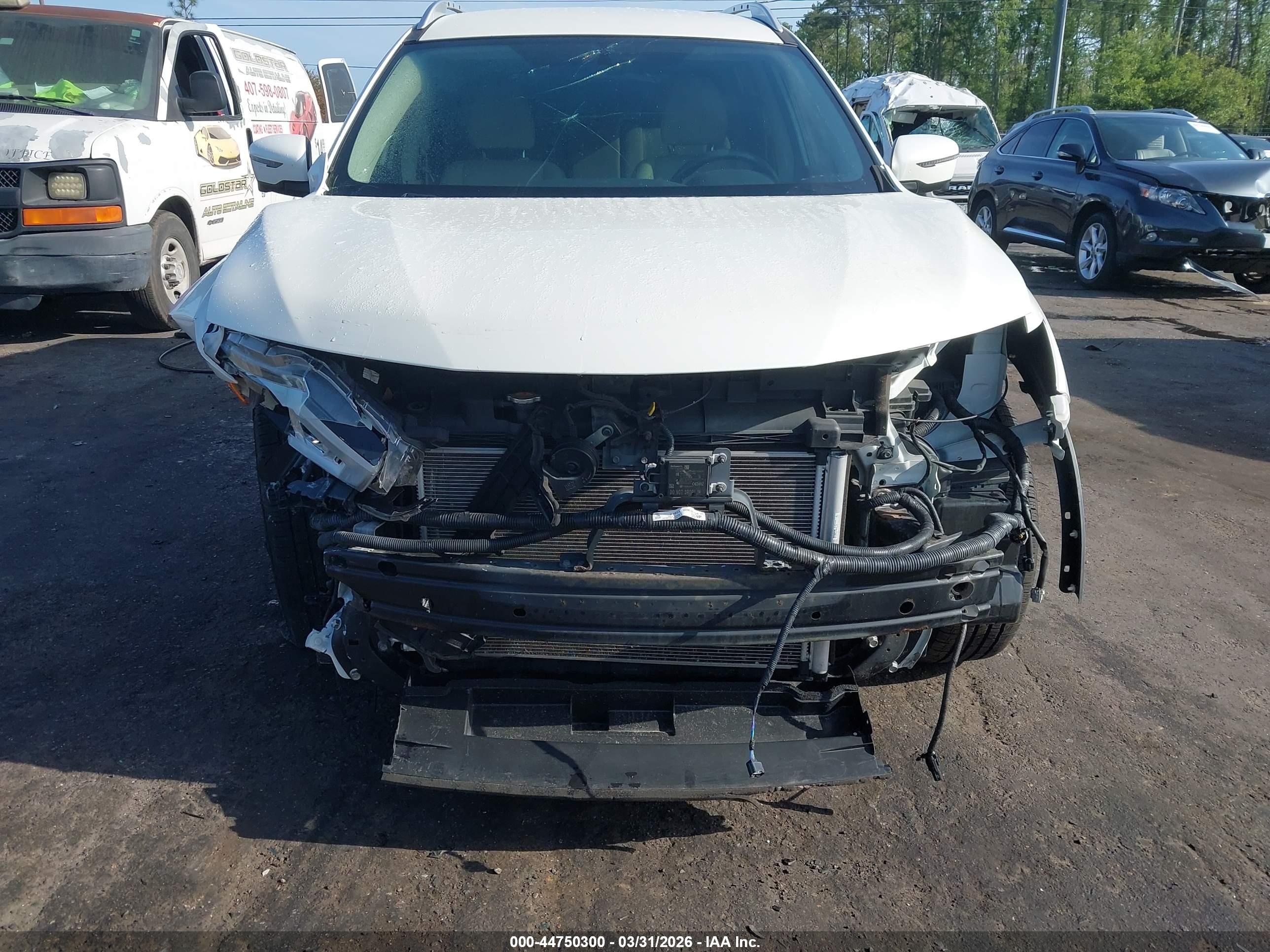 NISSAN ROGUE image 6
