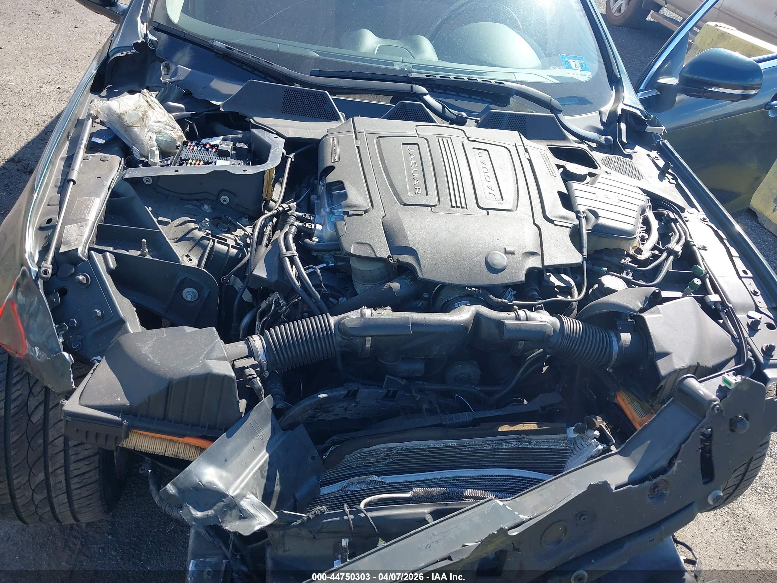 JAGUAR XJ image 10