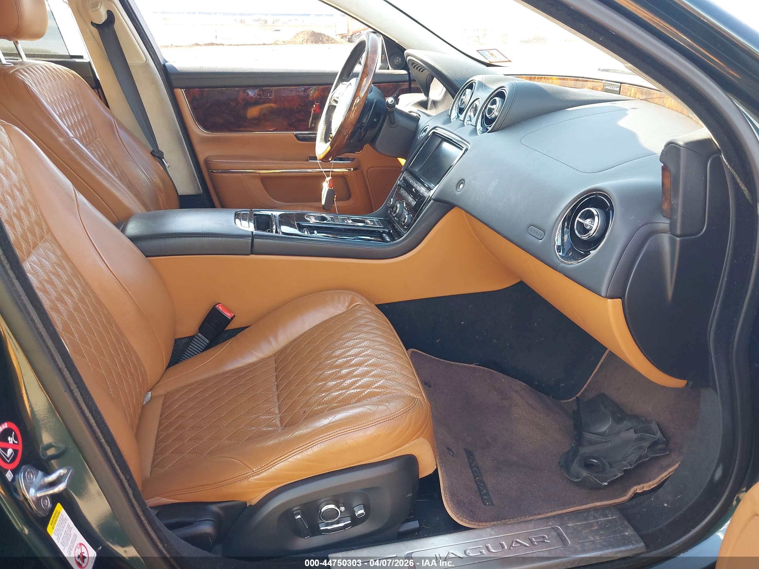 JAGUAR XJ image 5