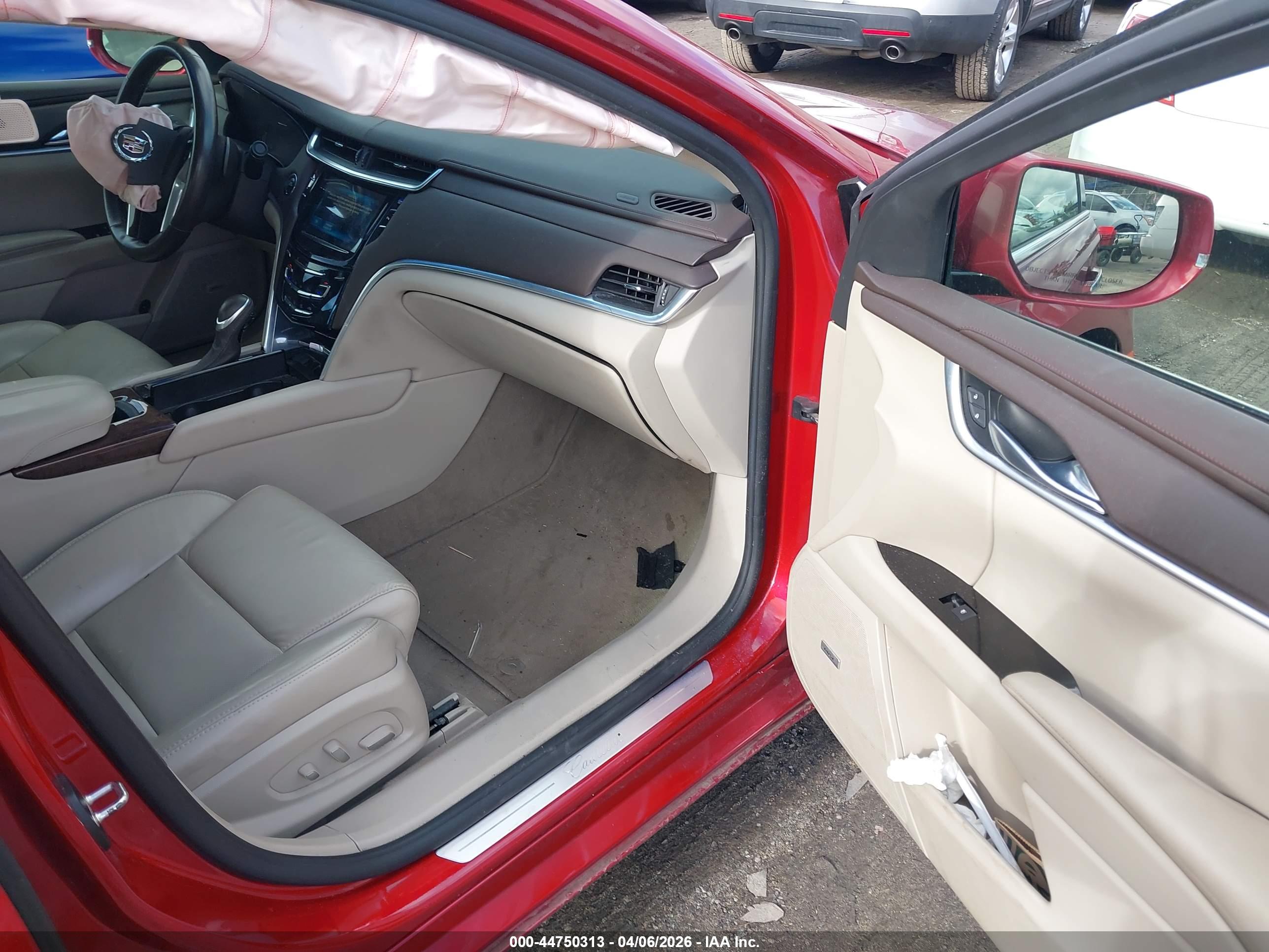 CADILLAC XTS image 5