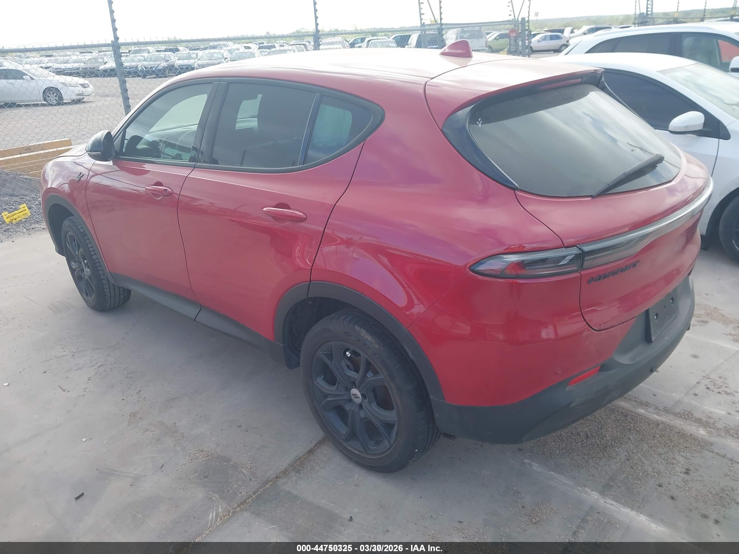 DODGE HORNET image 3