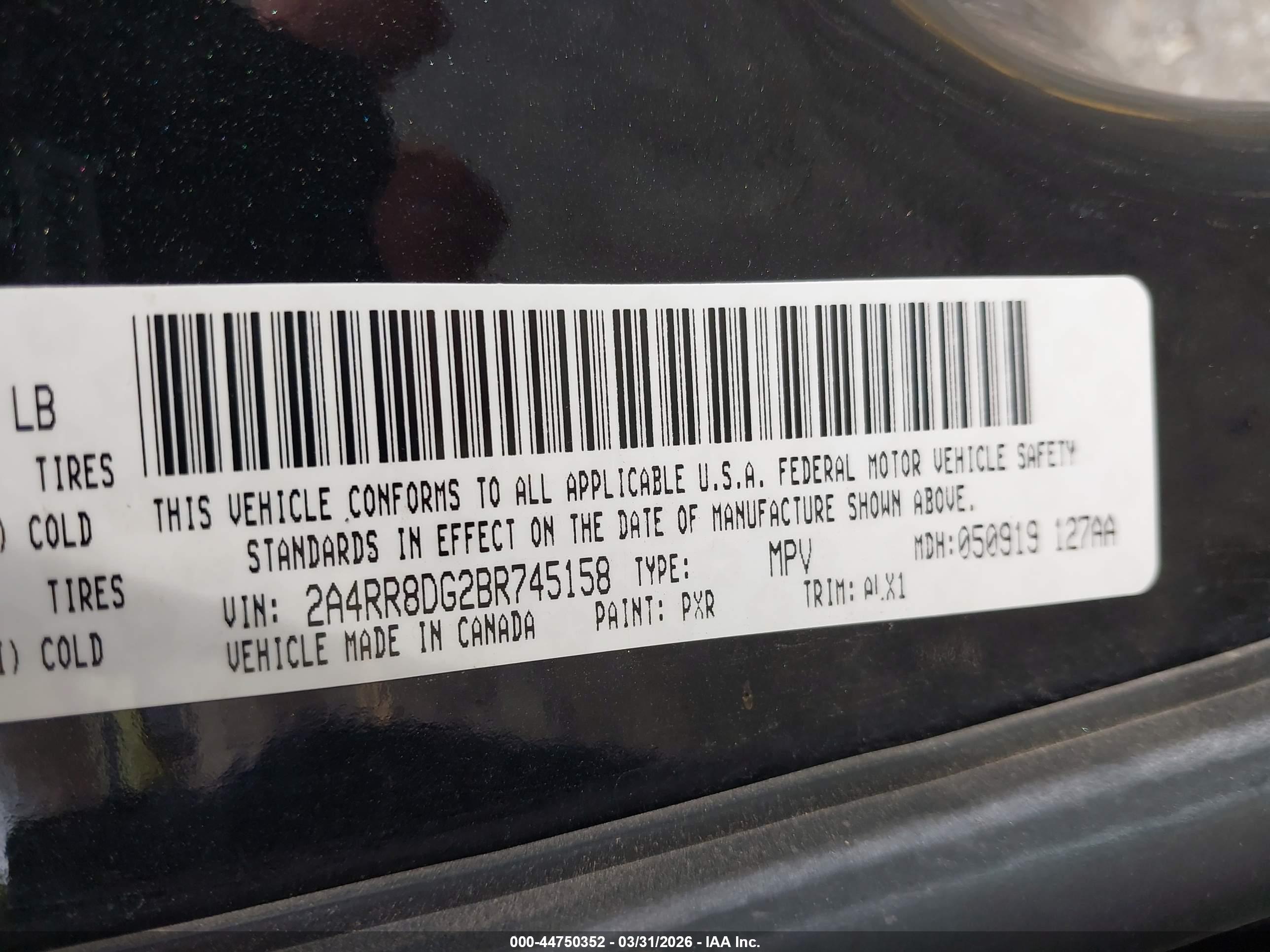 CHRYSLER TOWN image 9