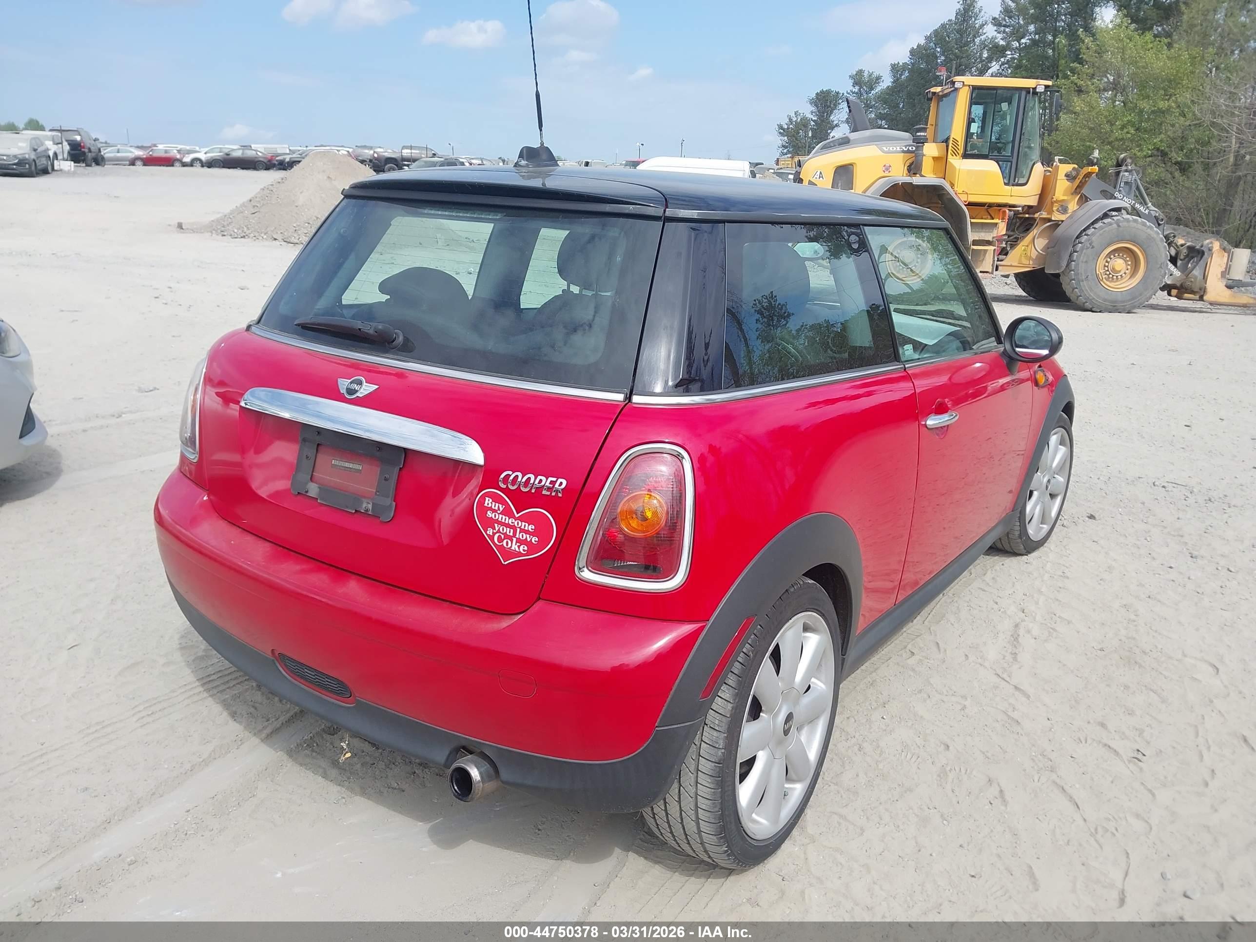 MINI COOPER image 4