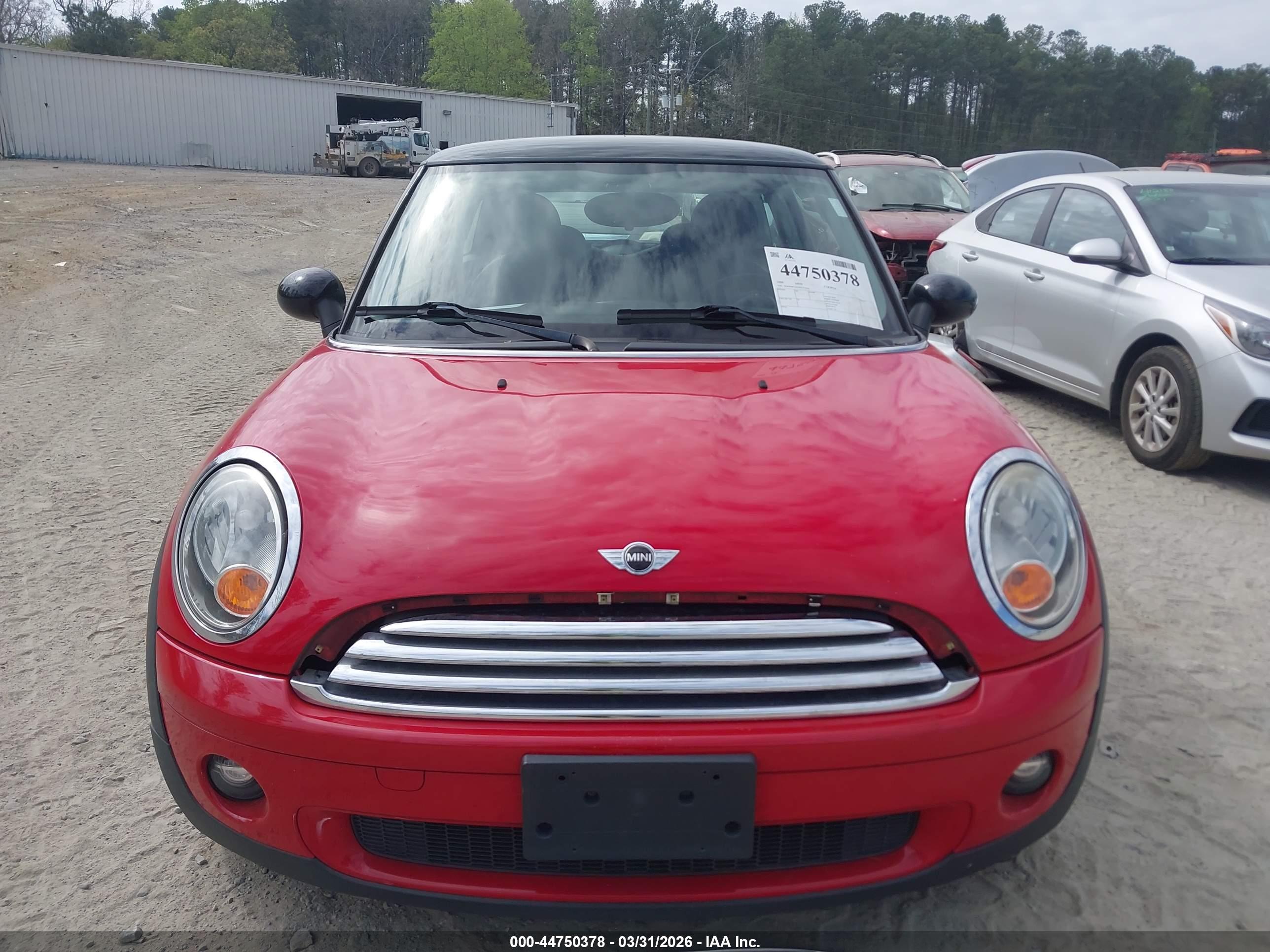 MINI COOPER image 6