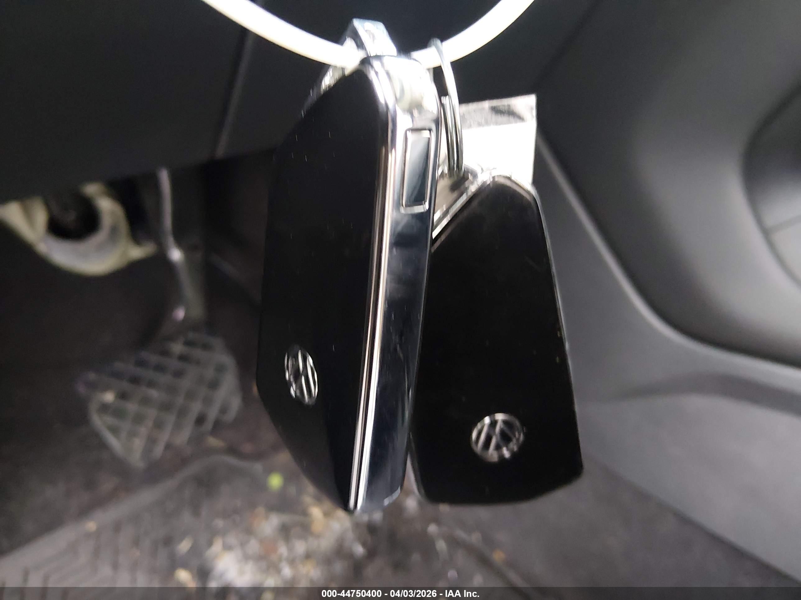 VOLKSWAGEN ATLAS image 11