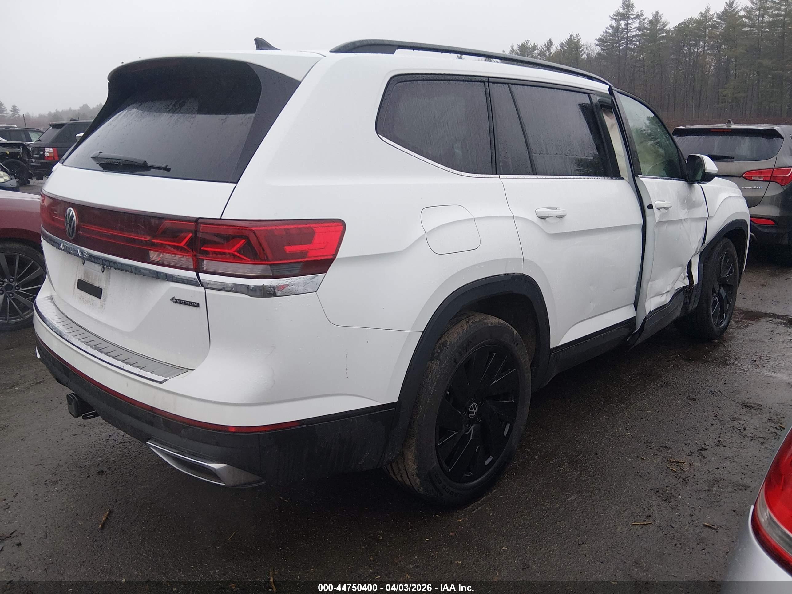 VOLKSWAGEN ATLAS image 4