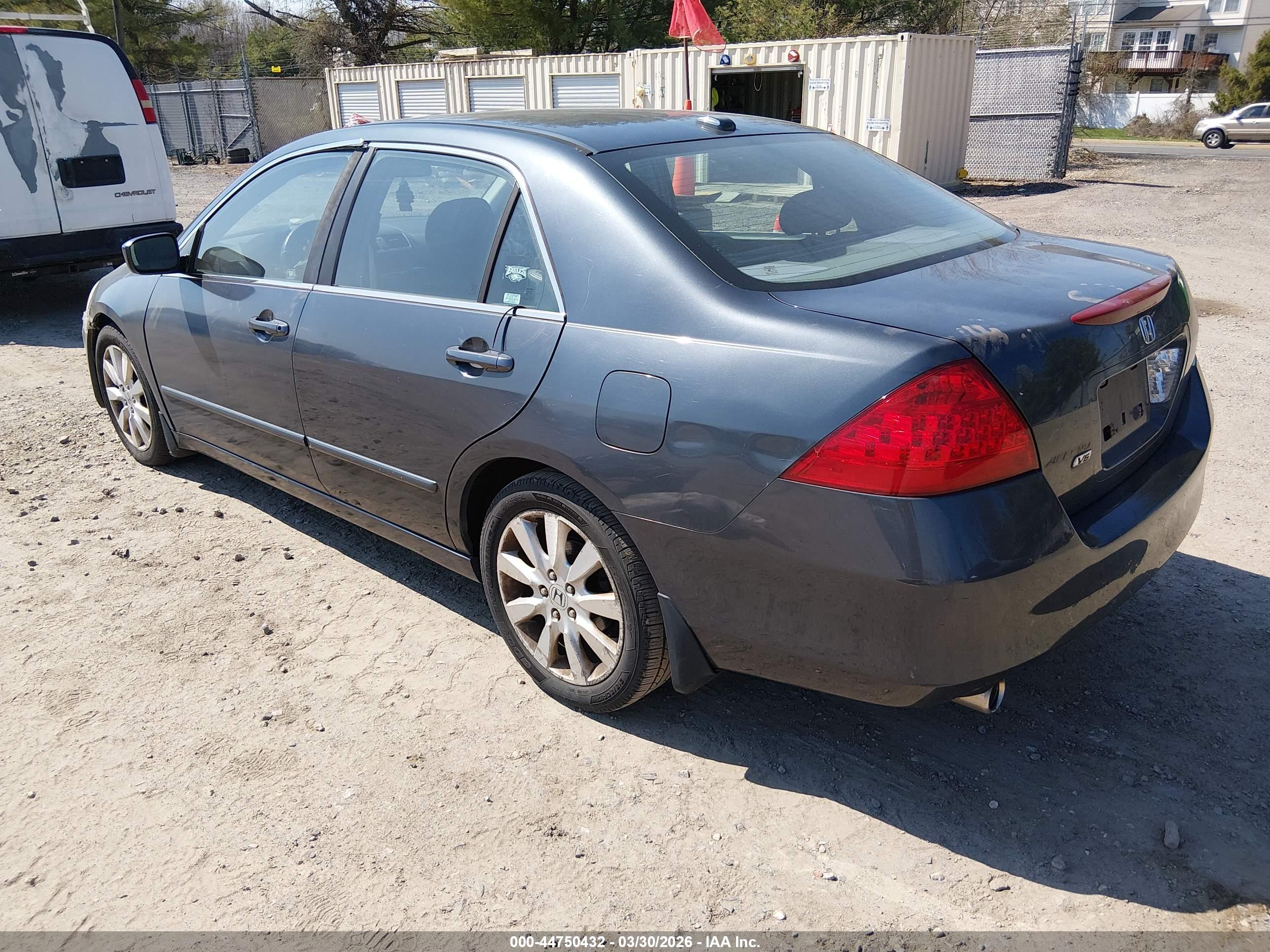 HONDA ACCORD image 3