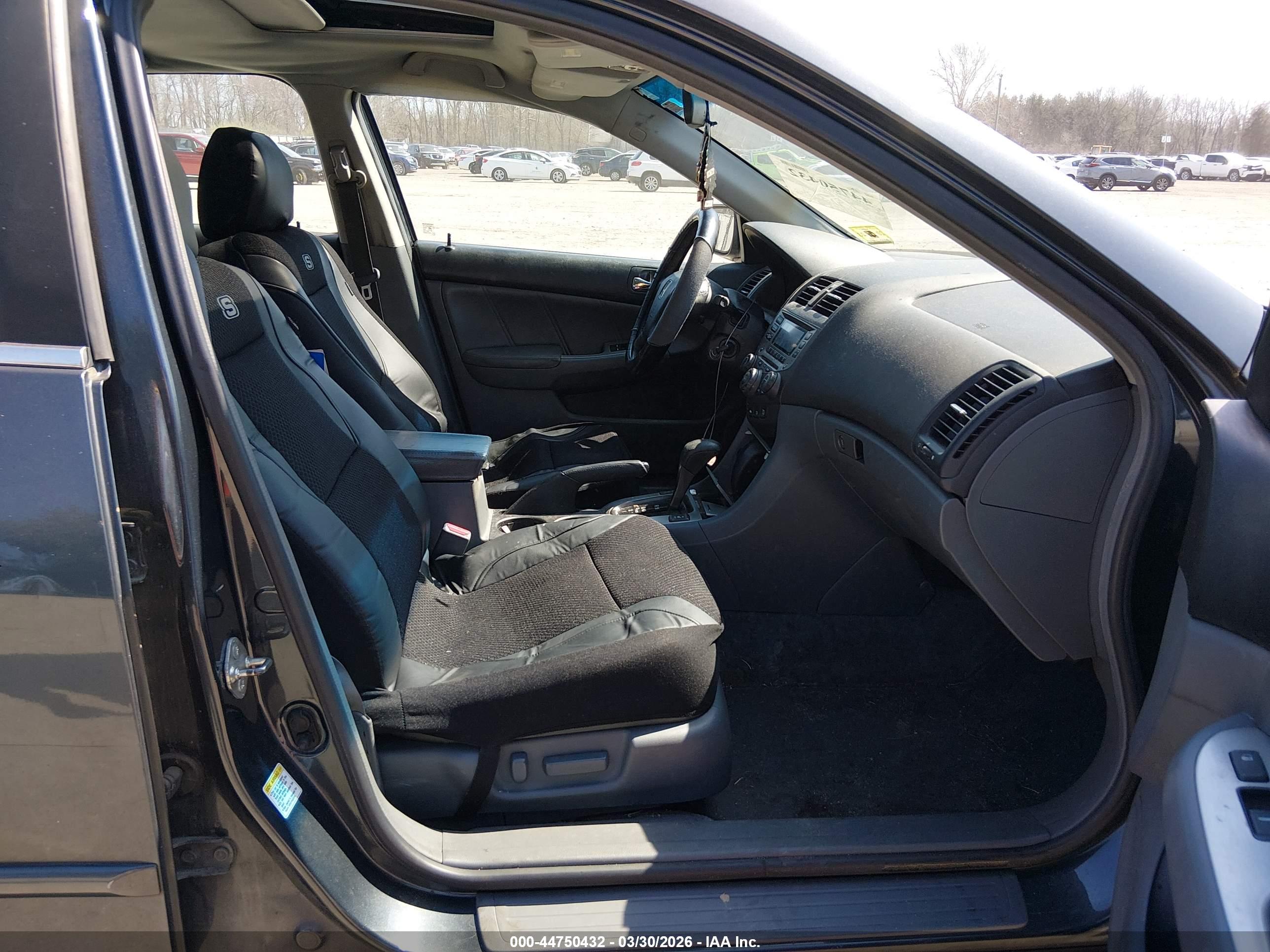 HONDA ACCORD image 5