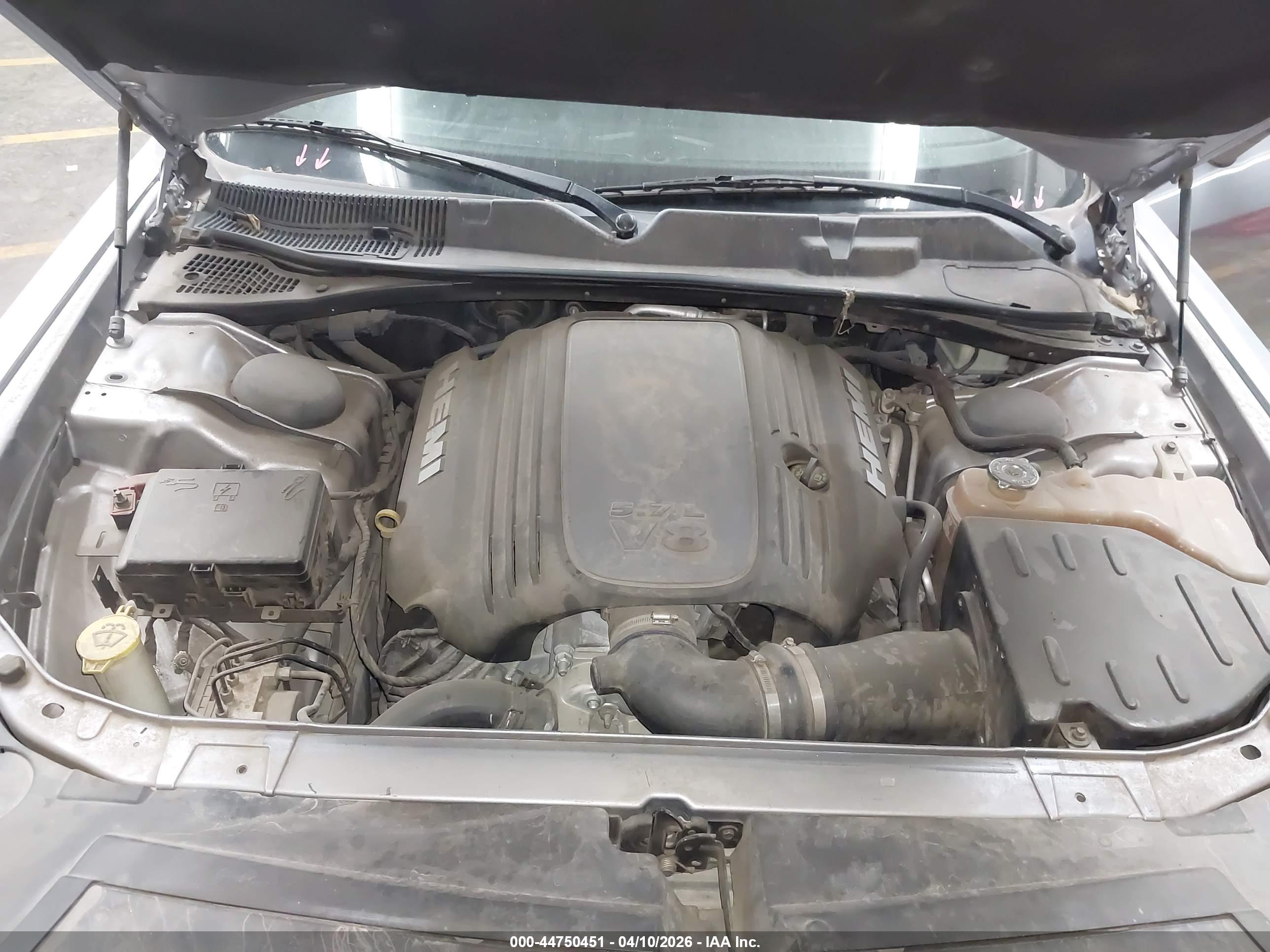 DODGE CHALLENGER image 10