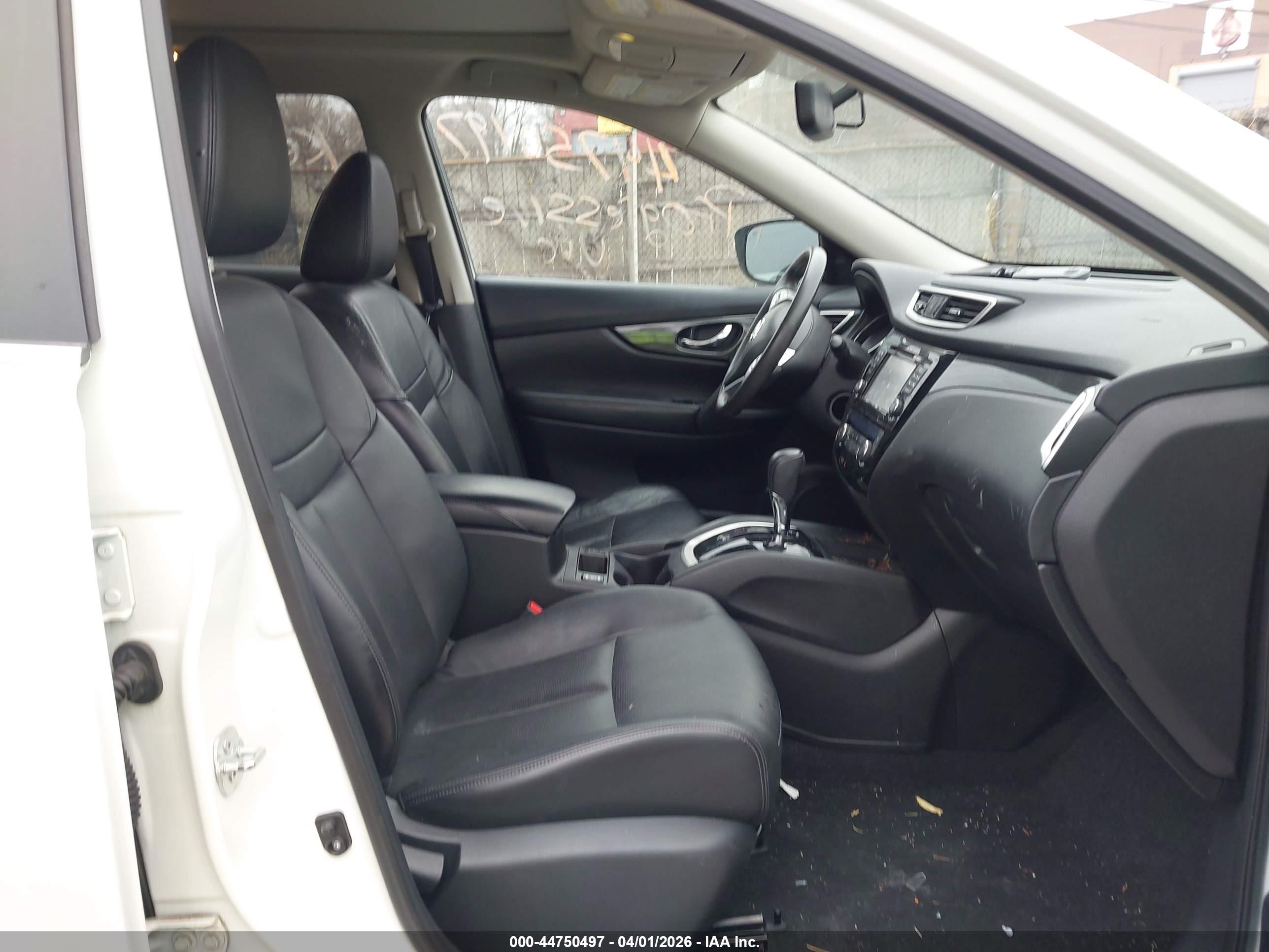 NISSAN ROGUE image 5