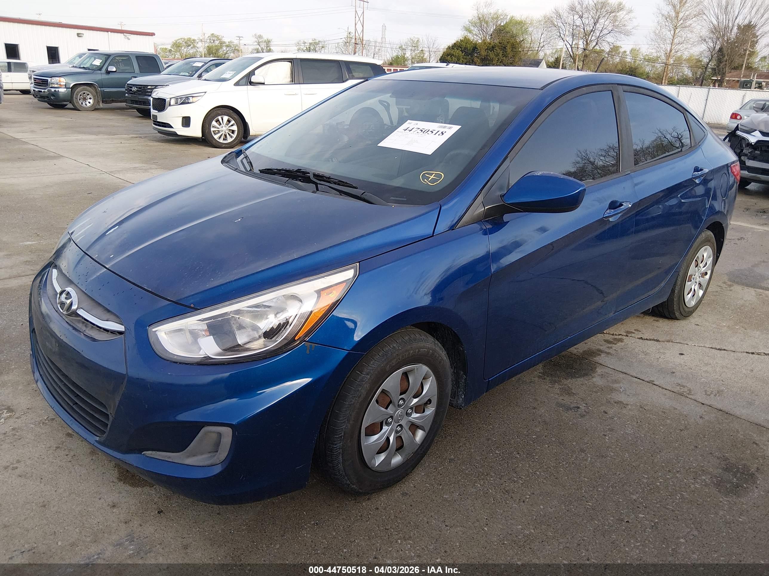HYUNDAI ACCENT image 2