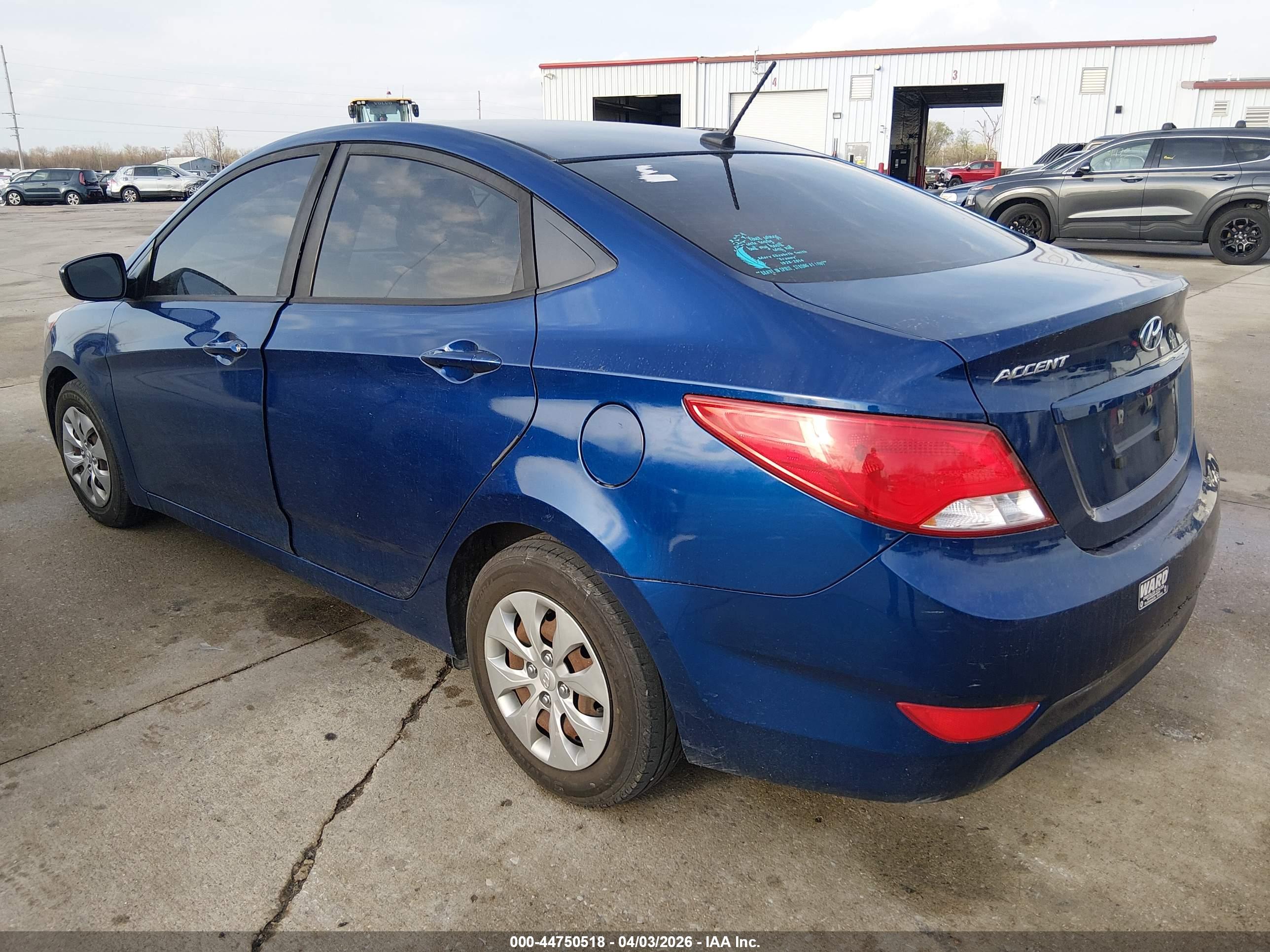 HYUNDAI ACCENT image 3