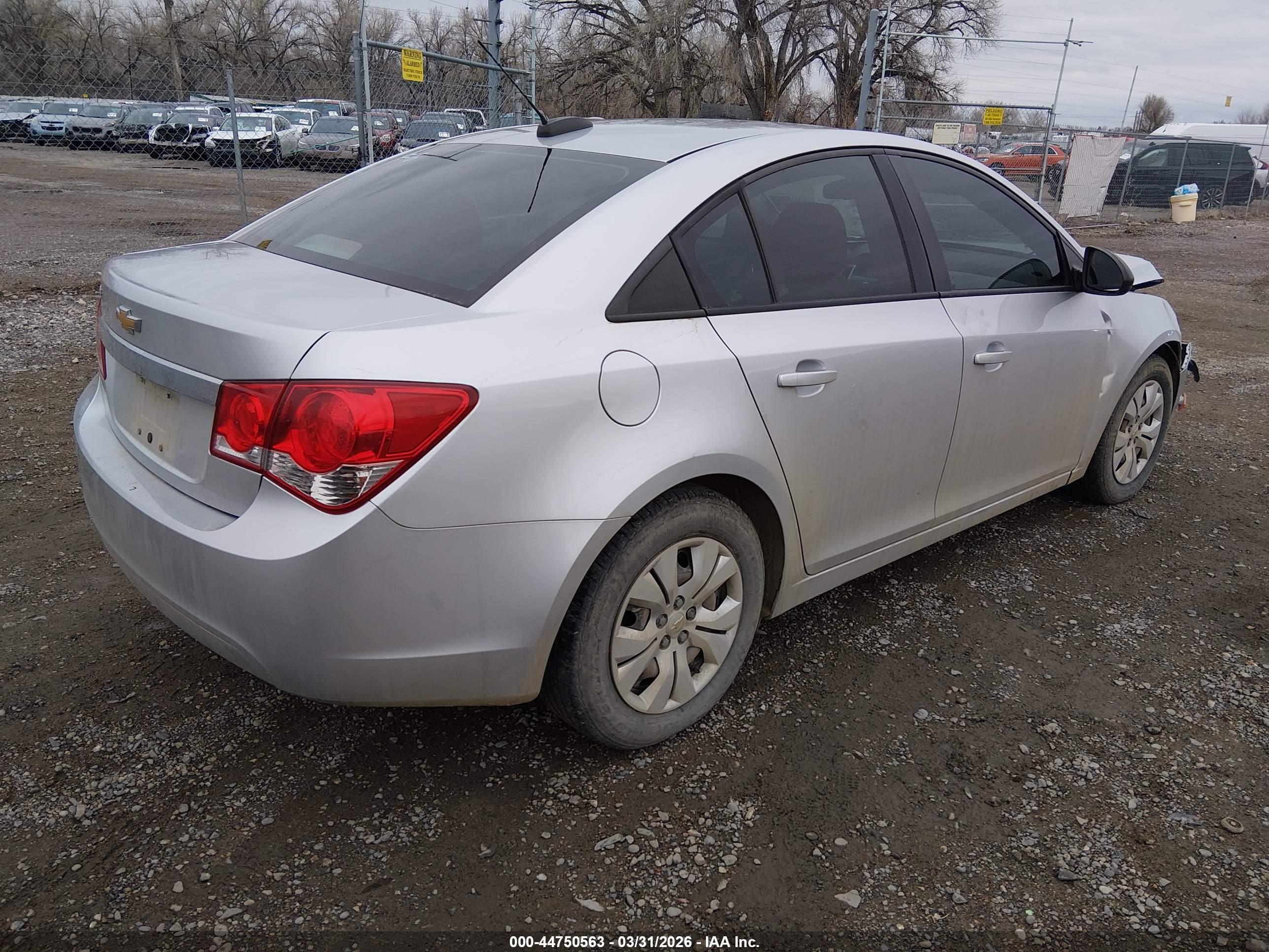 CHEVROLET CRUZE image 4