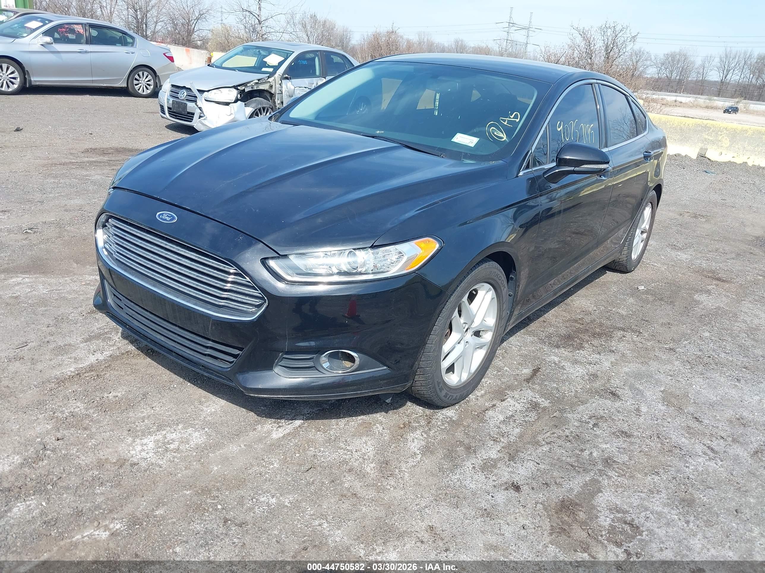 FORD FUSION image 2