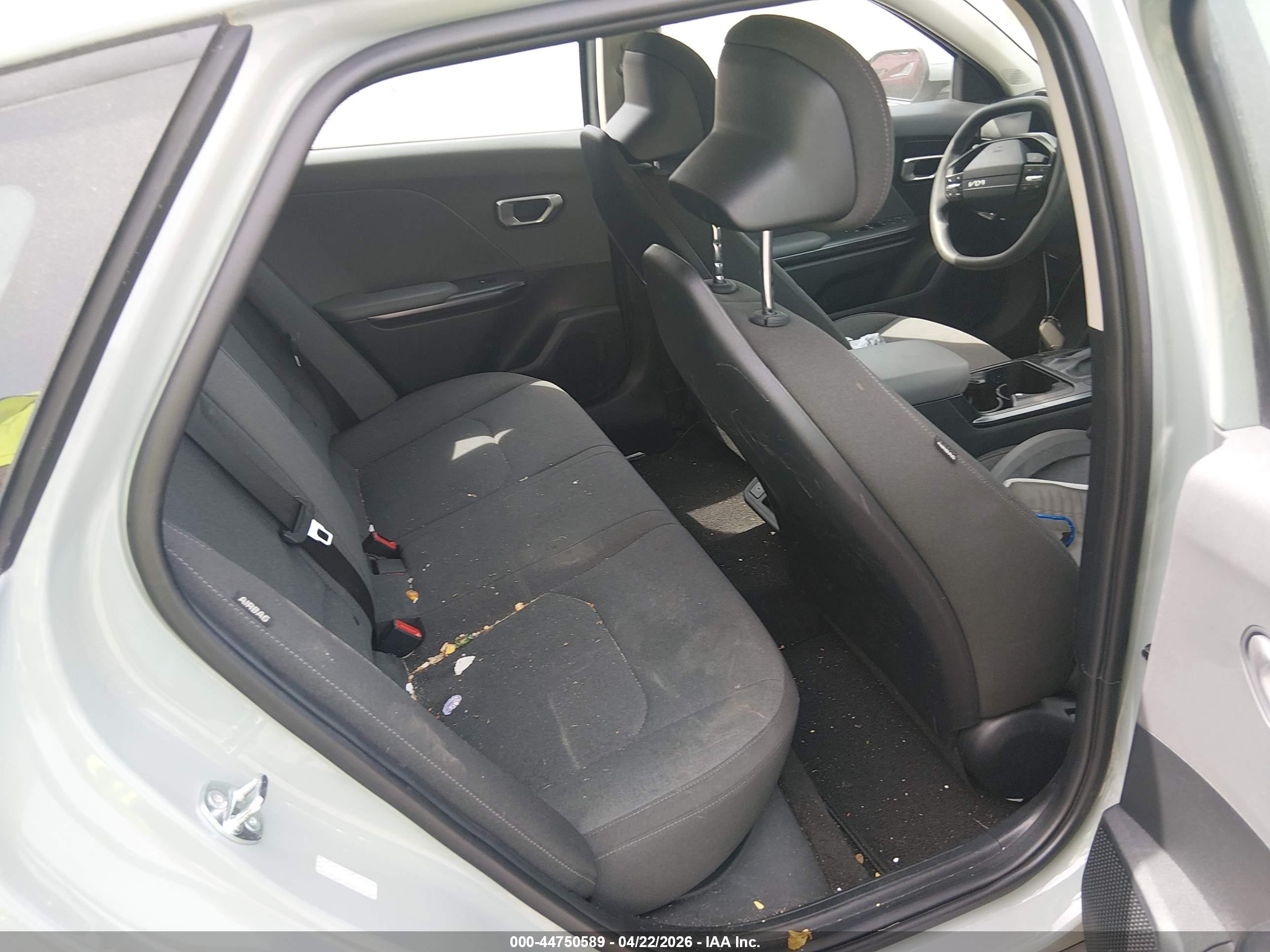 KIA K4 image 8