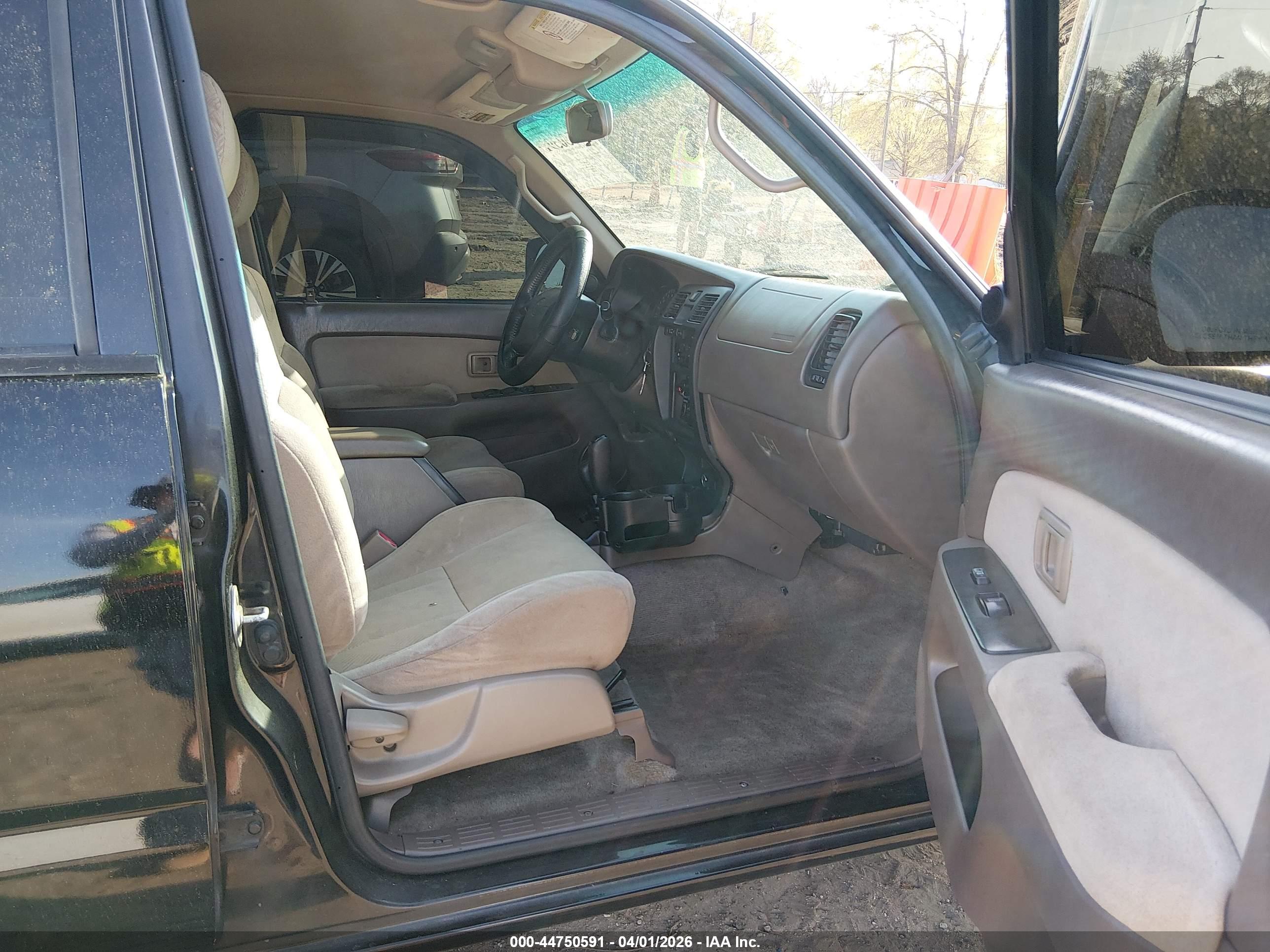 TOYOTA 4RUNNER image 5