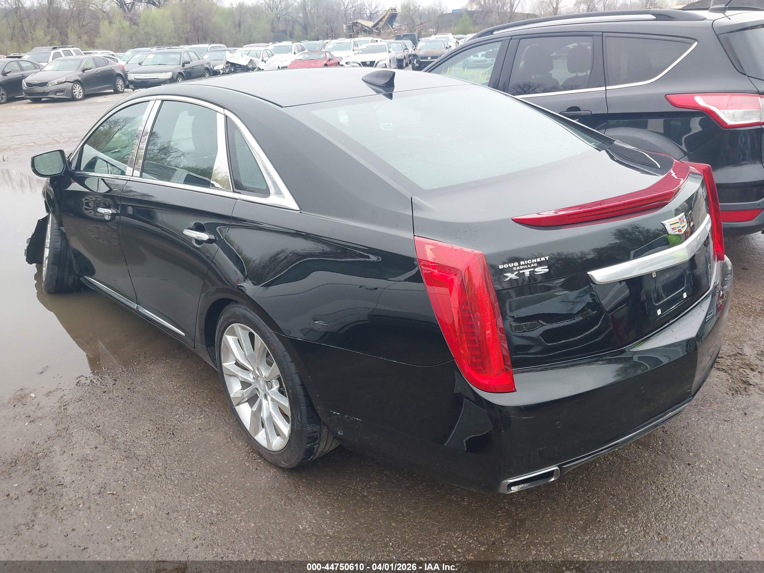 CADILLAC XTS image 3