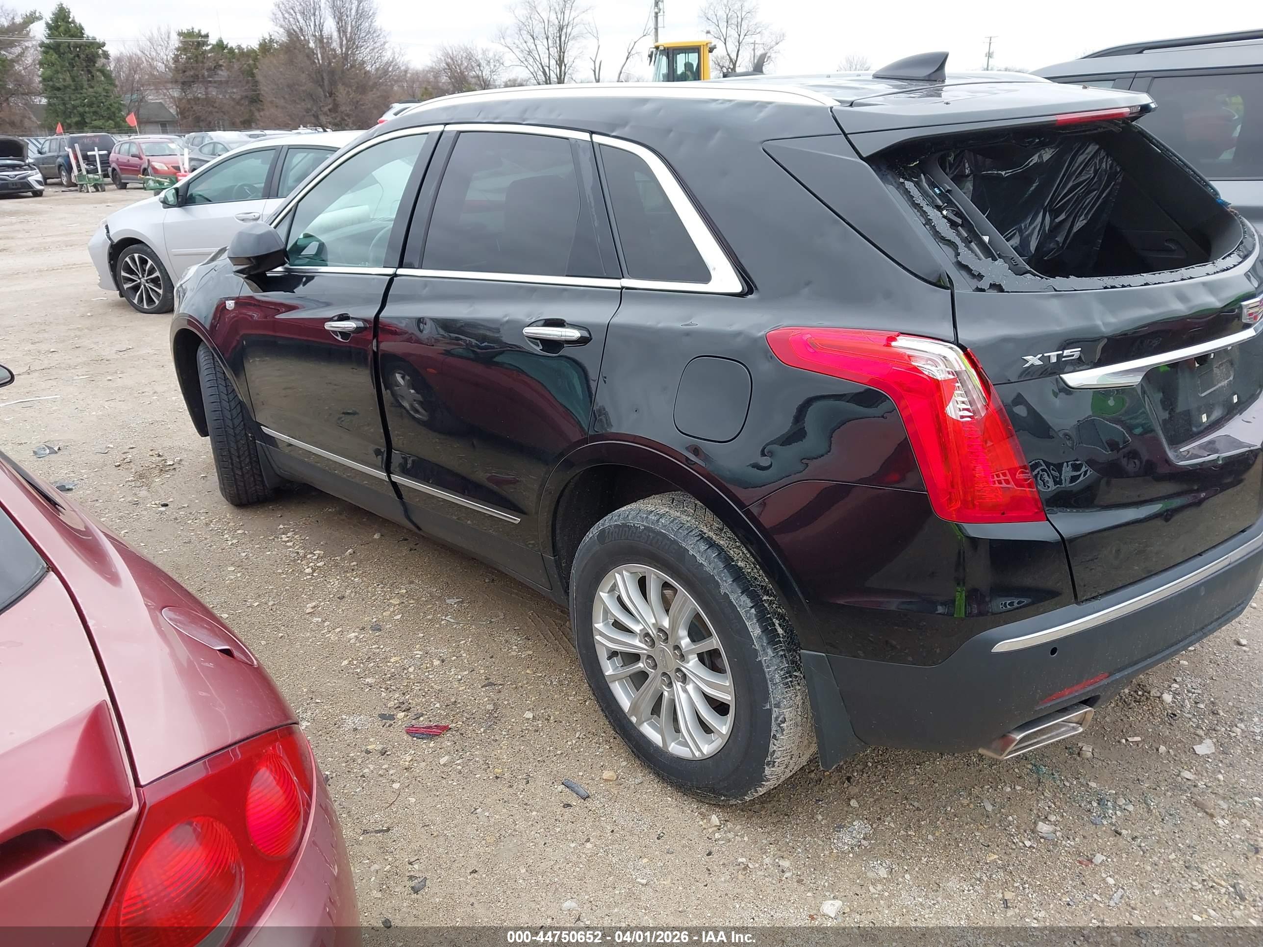 CADILLAC XT5 image 3