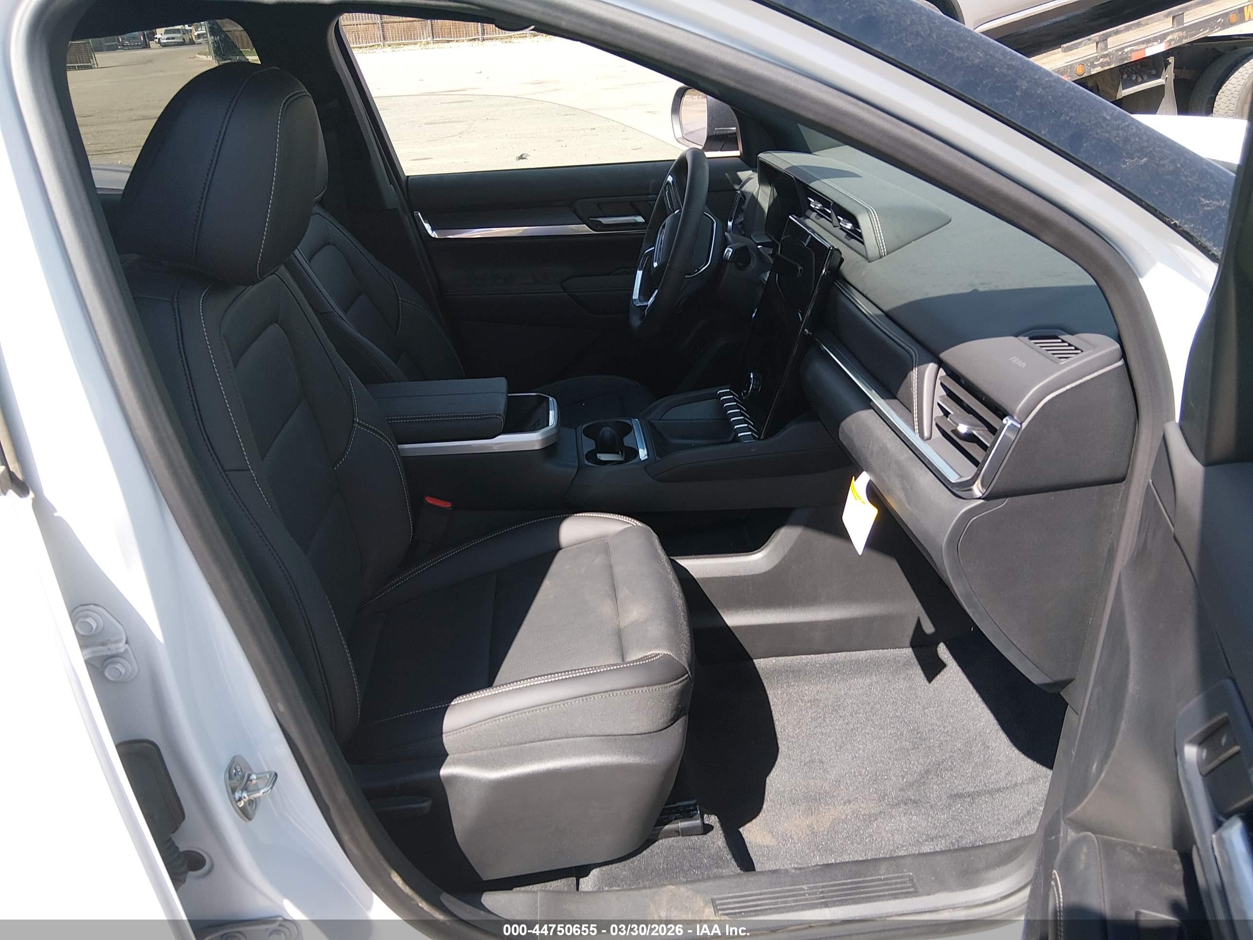 GMC TERRAIN image 5