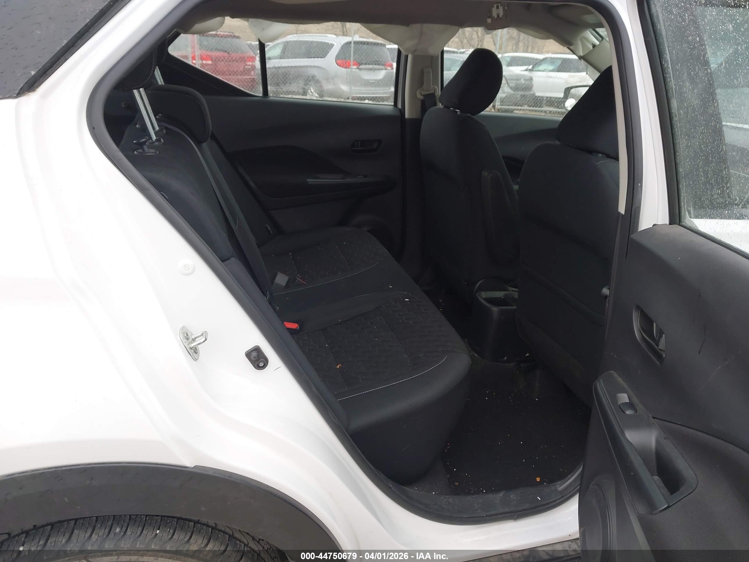 NISSAN KICKS image 8