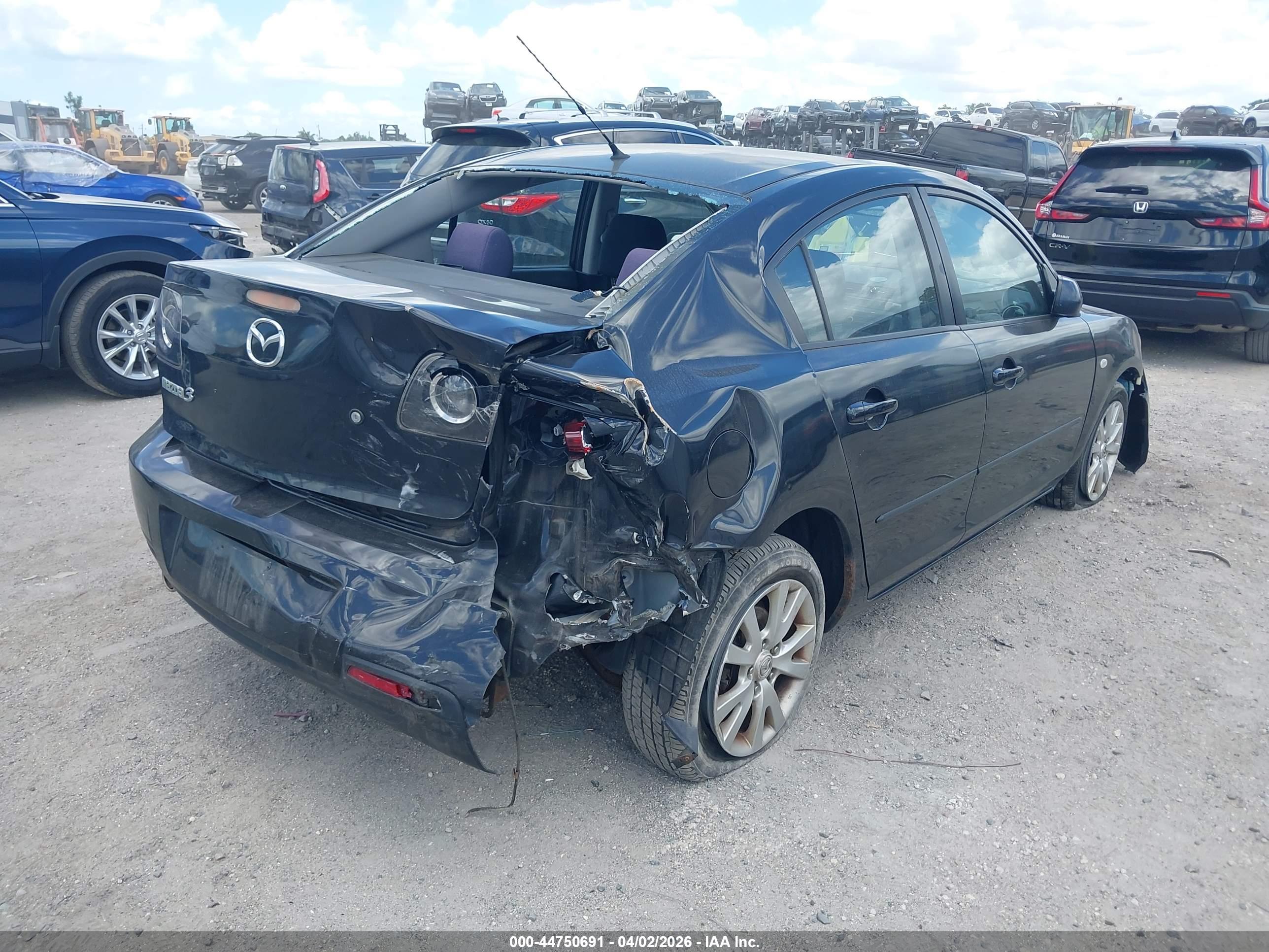 MAZDA MAZDA3 image 4