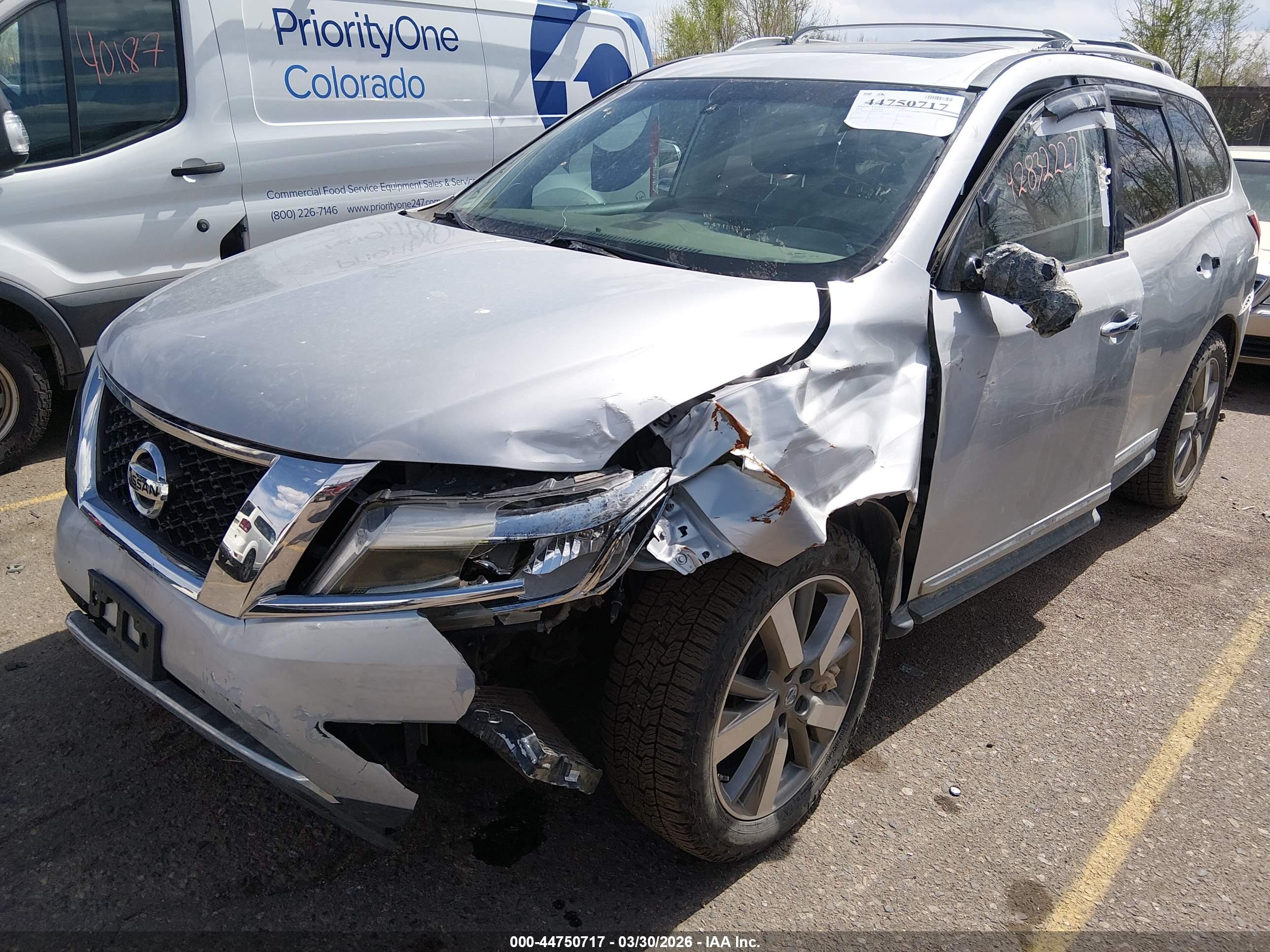NISSAN PATHFINDER image 6