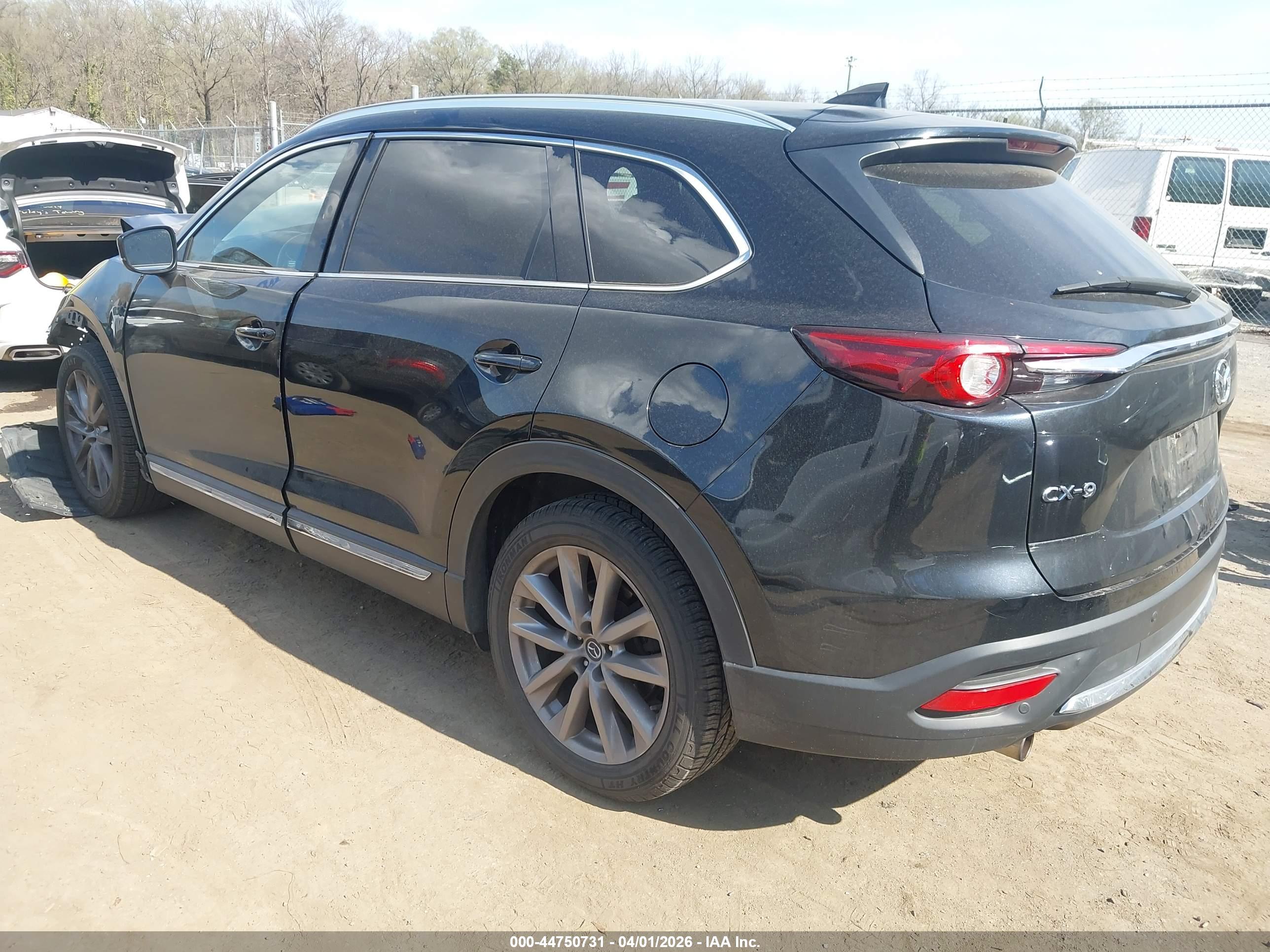 MAZDA CX-9 image 3