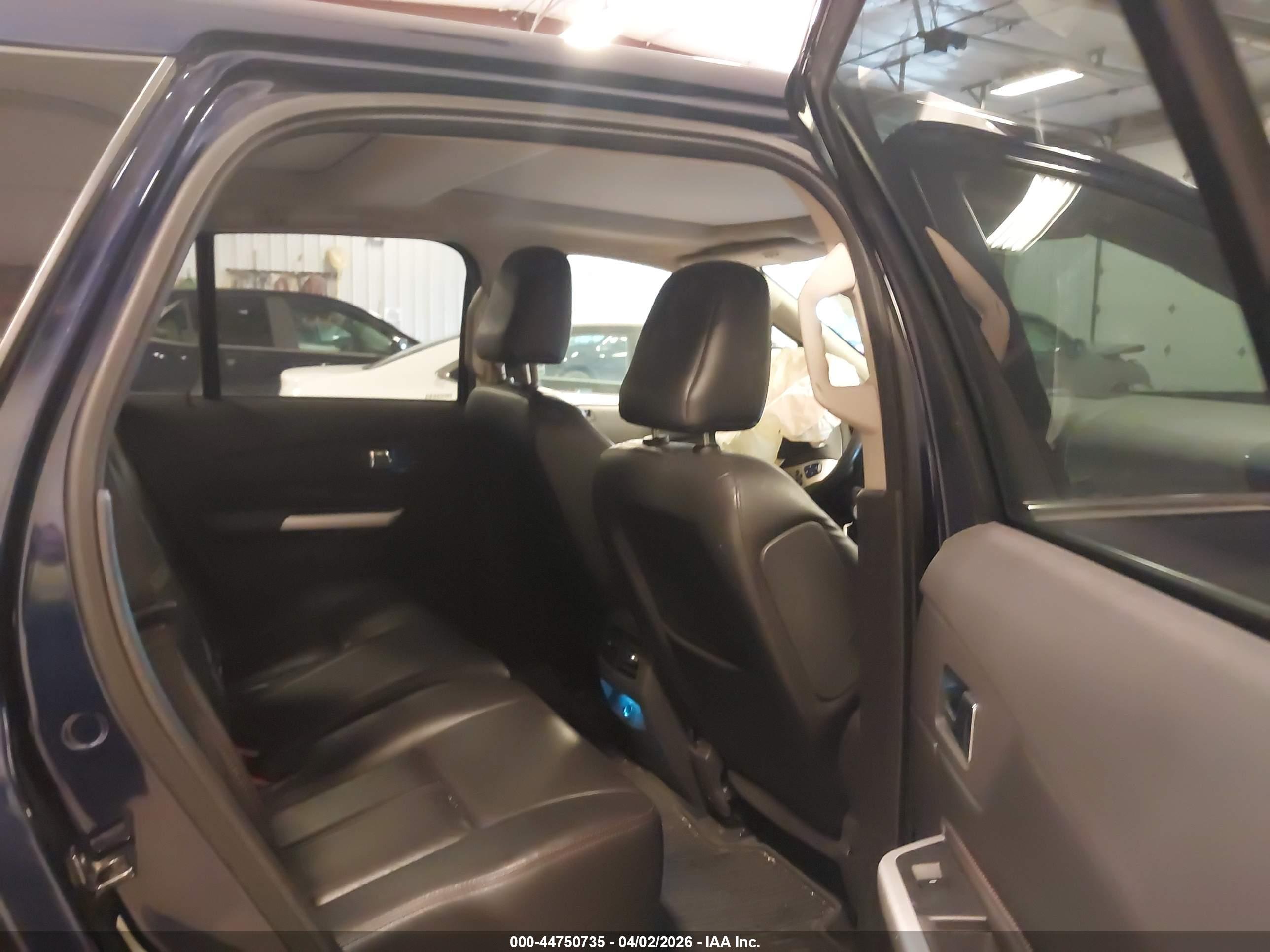 FORD EDGE image 8