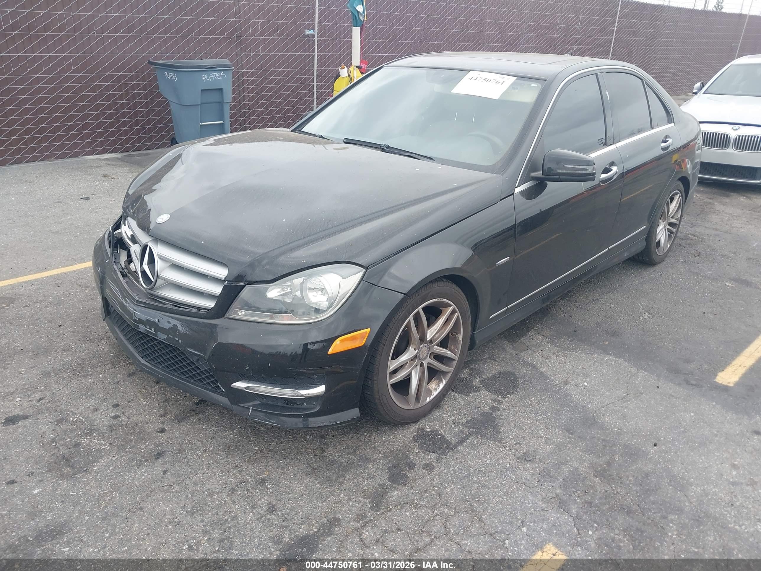 MERCEDES-BENZ C image 2