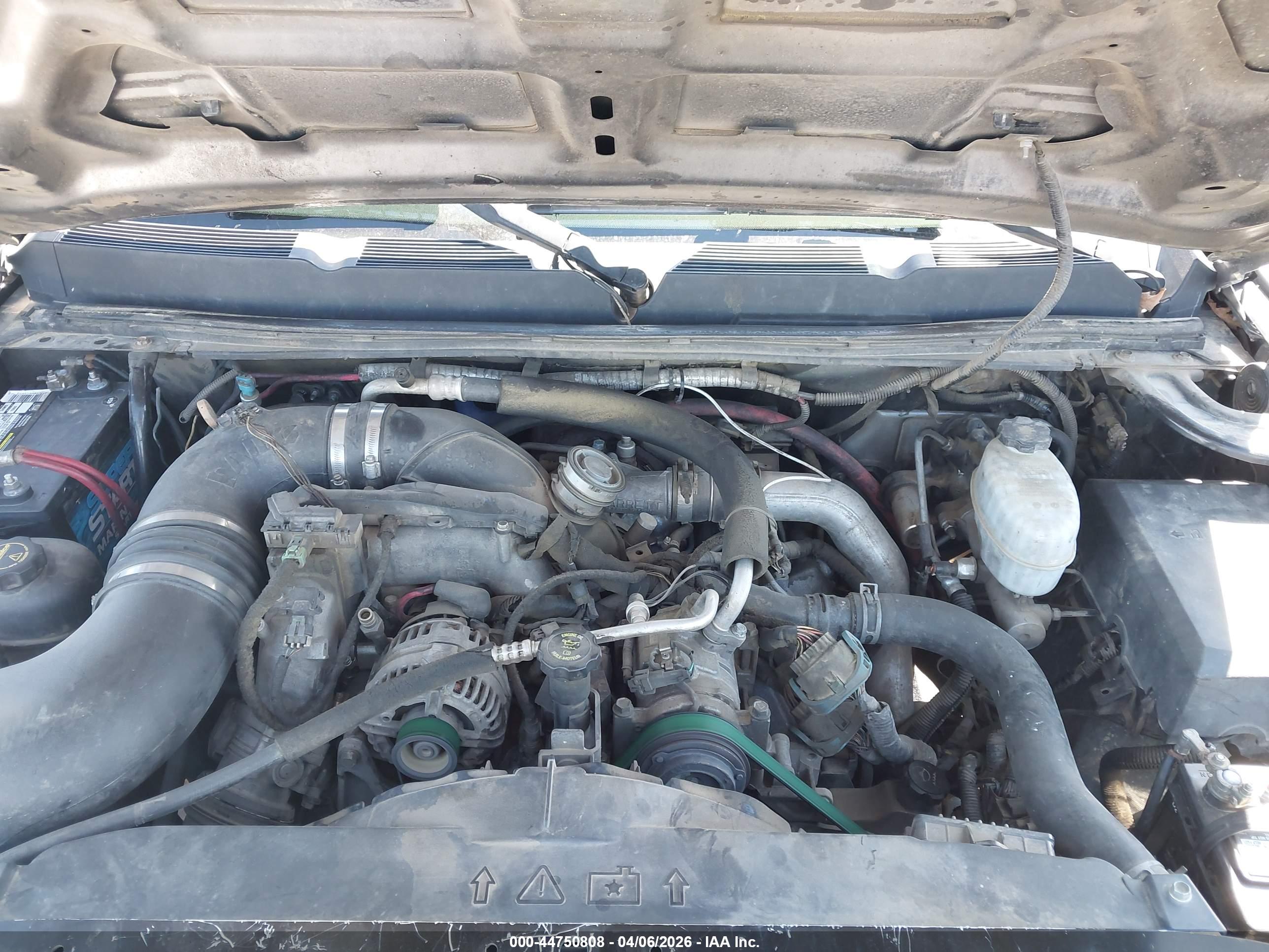 CHEVROLET SILVERADO image 10