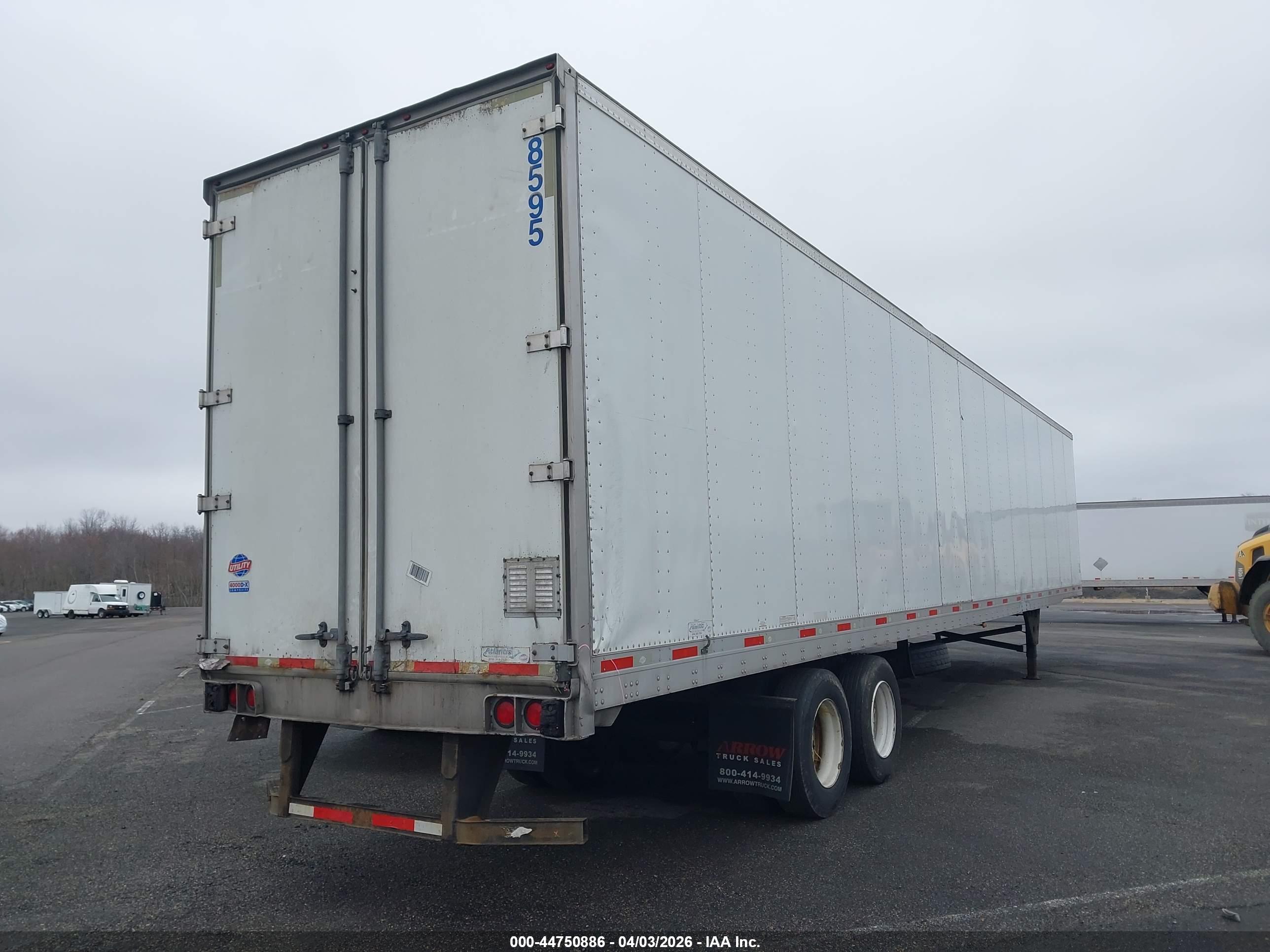 UTILITY TRAILER image 4
