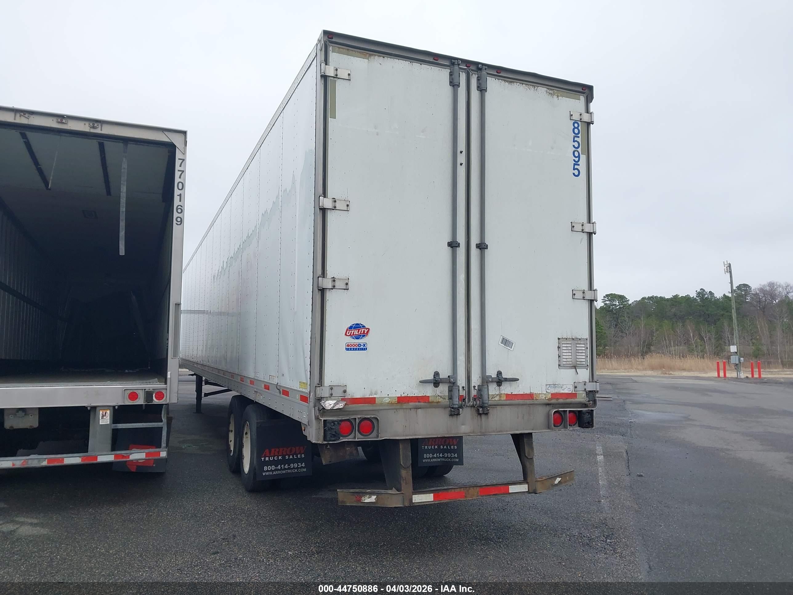 UTILITY TRAILER image 6