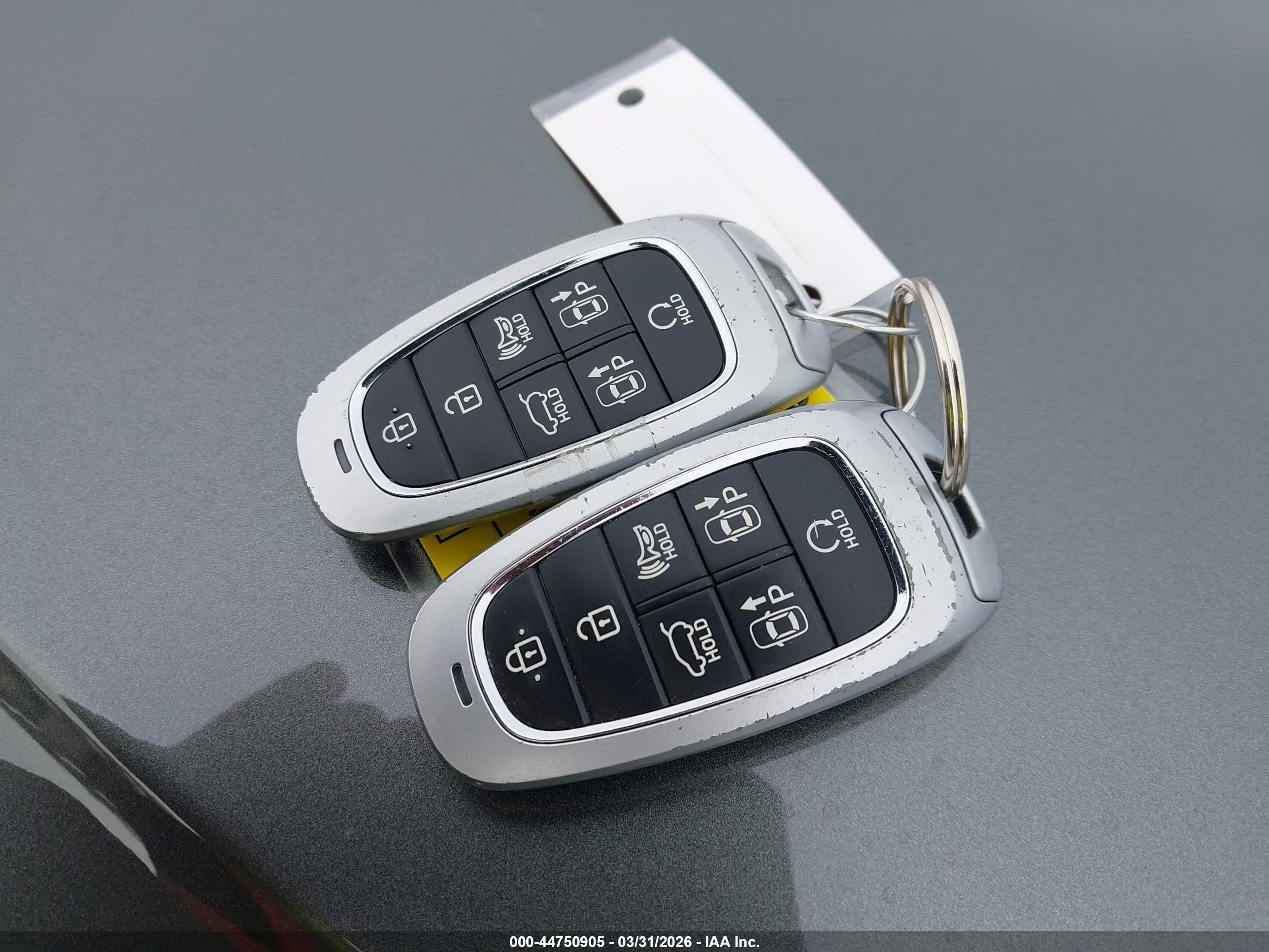 HYUNDAI TUCSON image 11