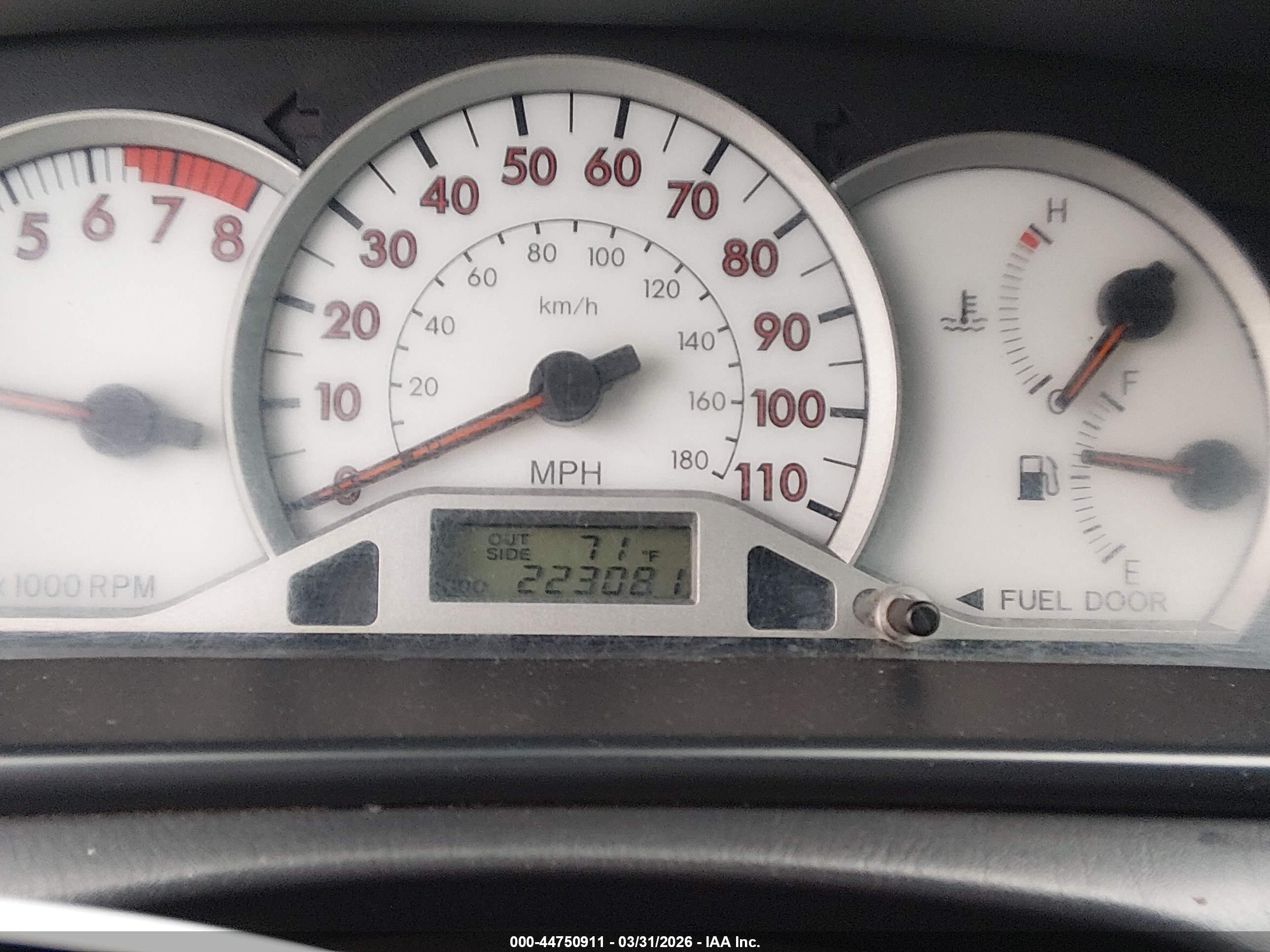 TOYOTA COROLLA image 7