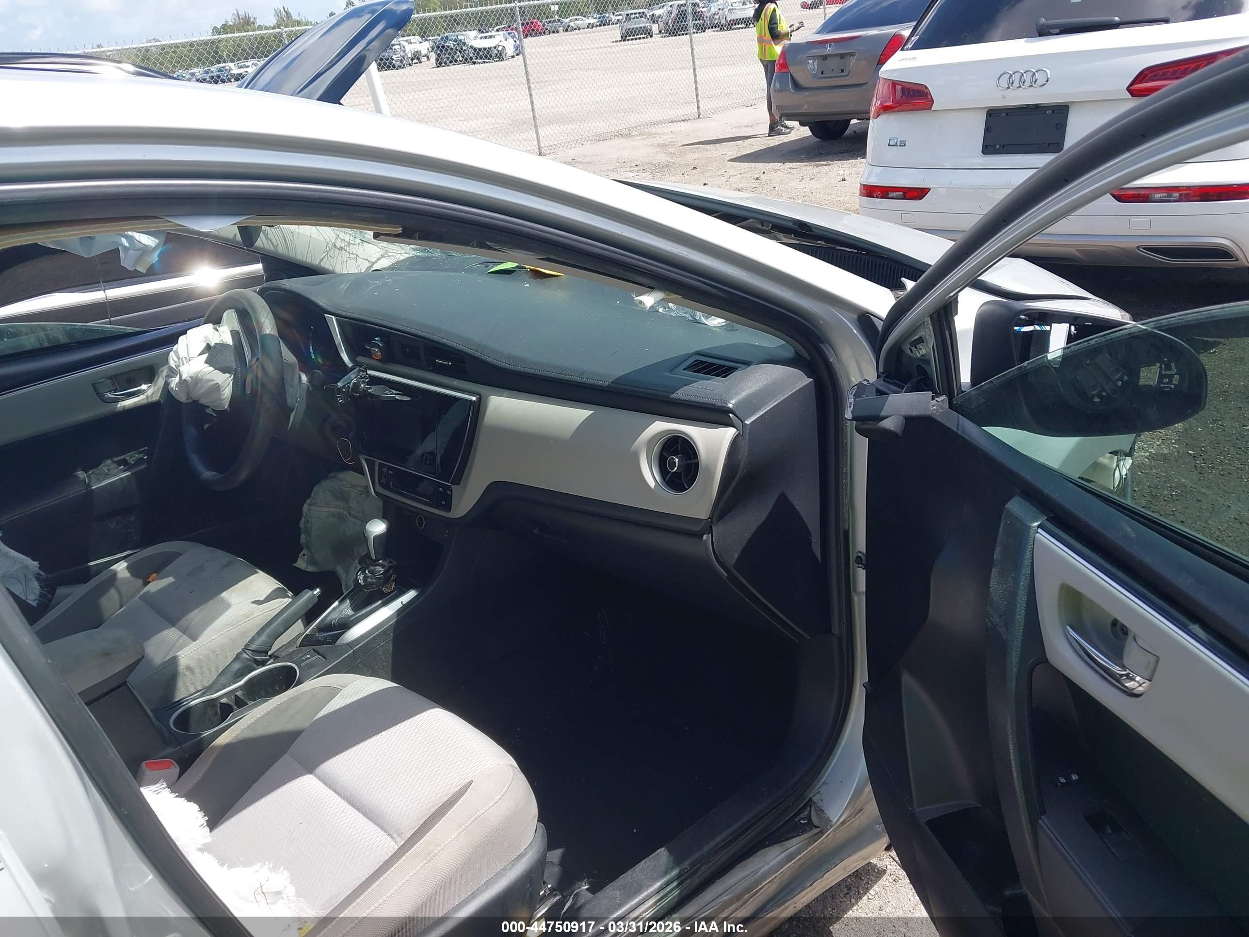 TOYOTA COROLLA image 5