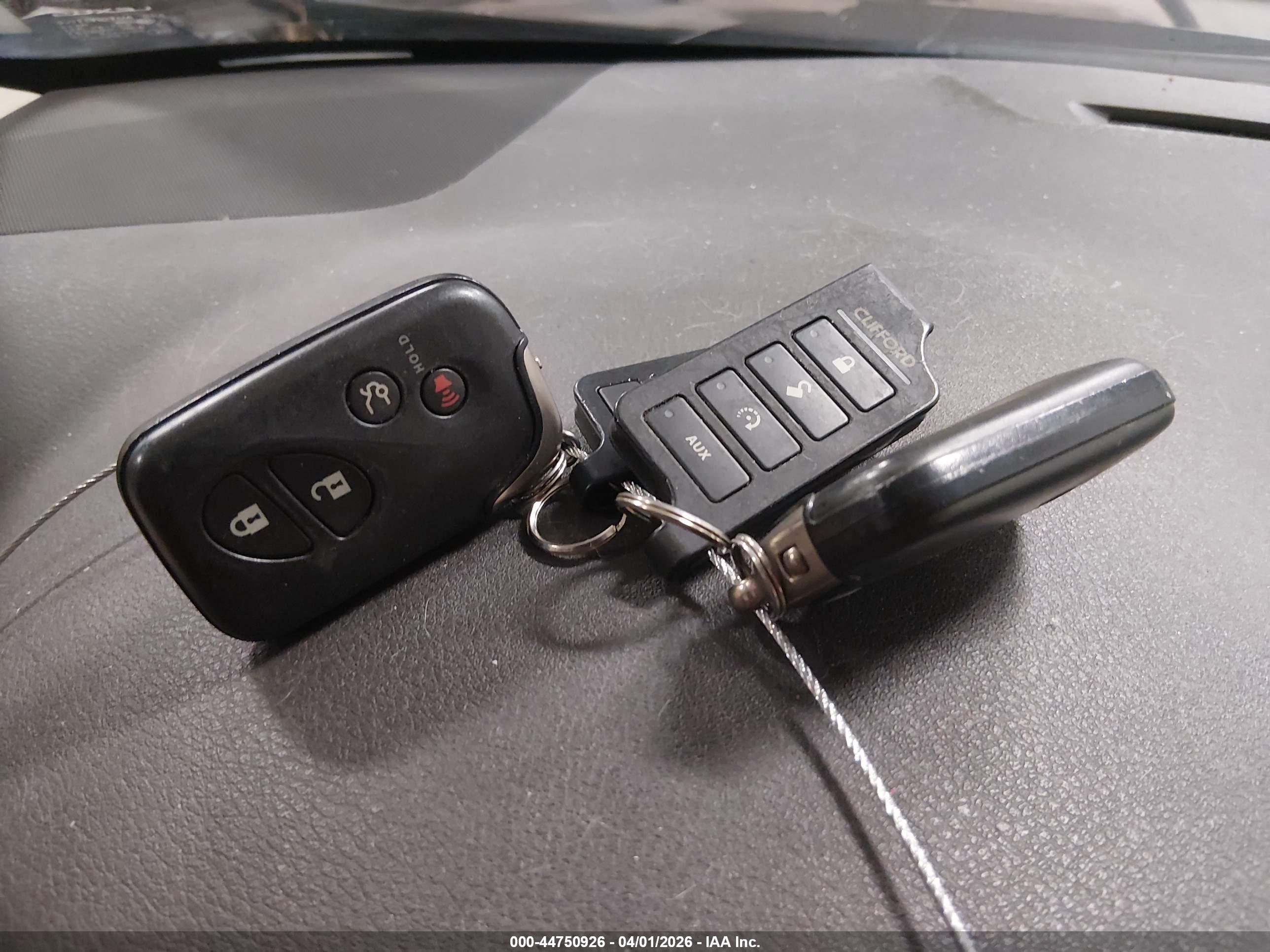LEXUS ES image 11