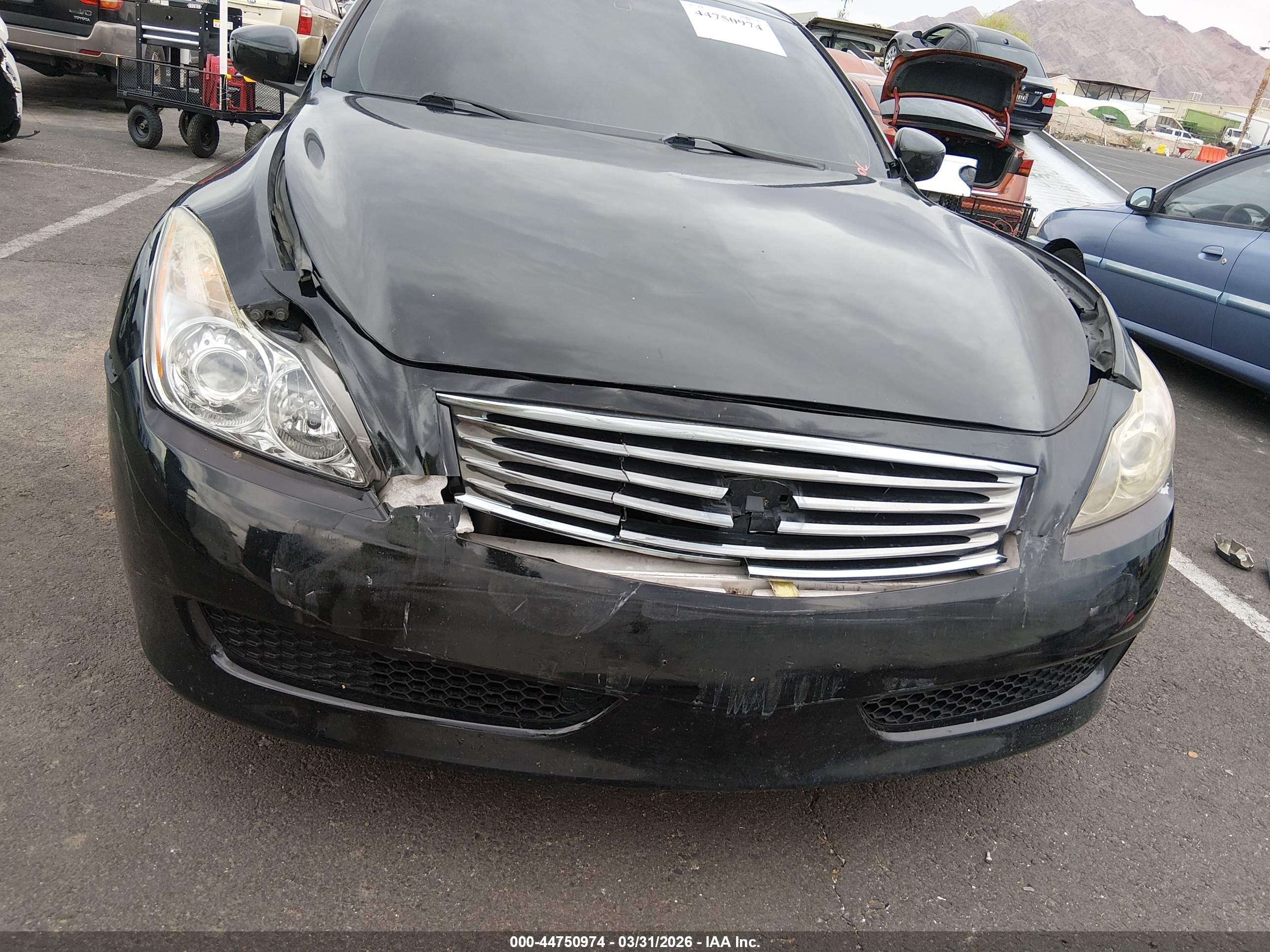 INFINITI G37 image 6