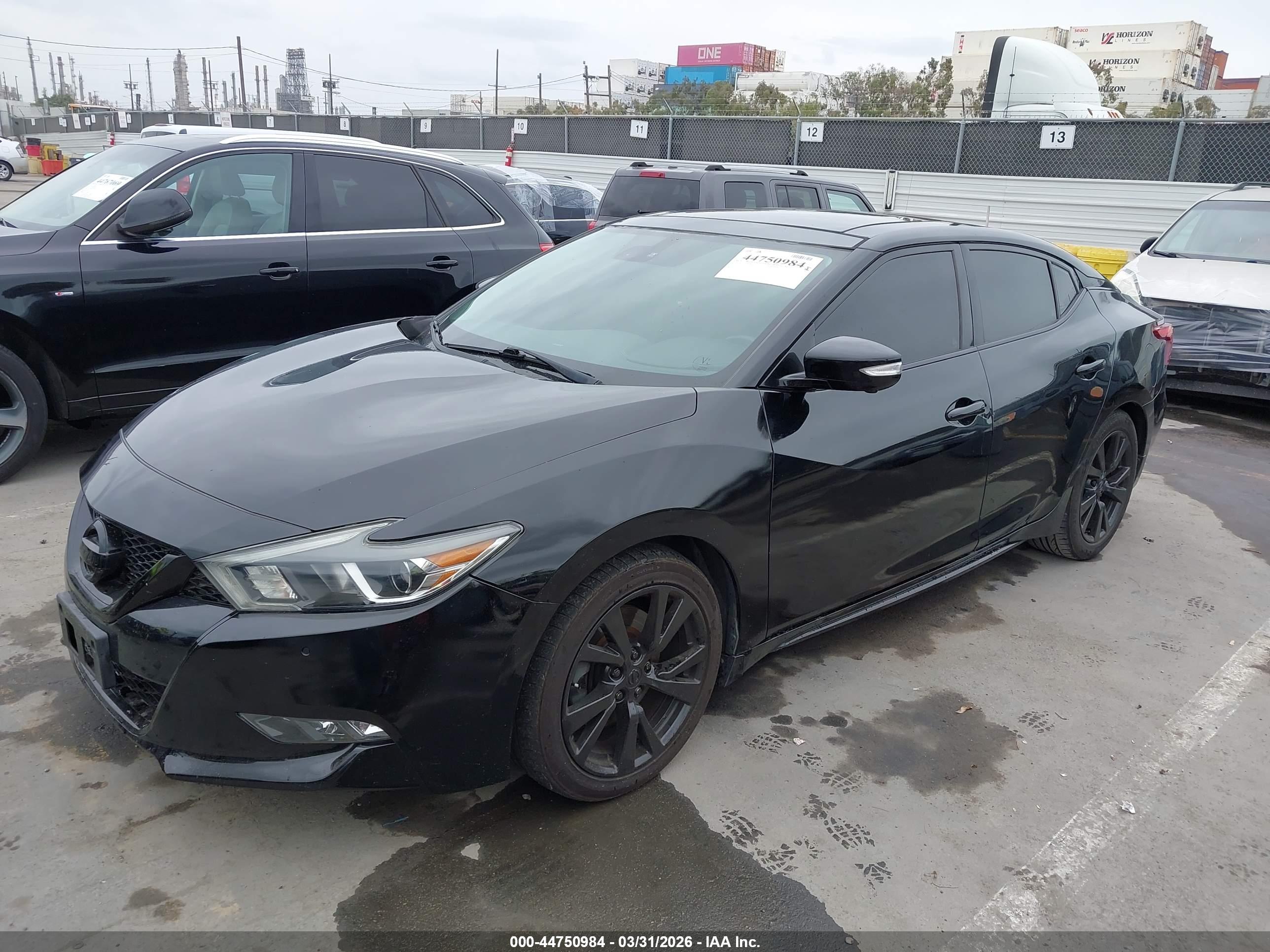 NISSAN MAXIMA image 2