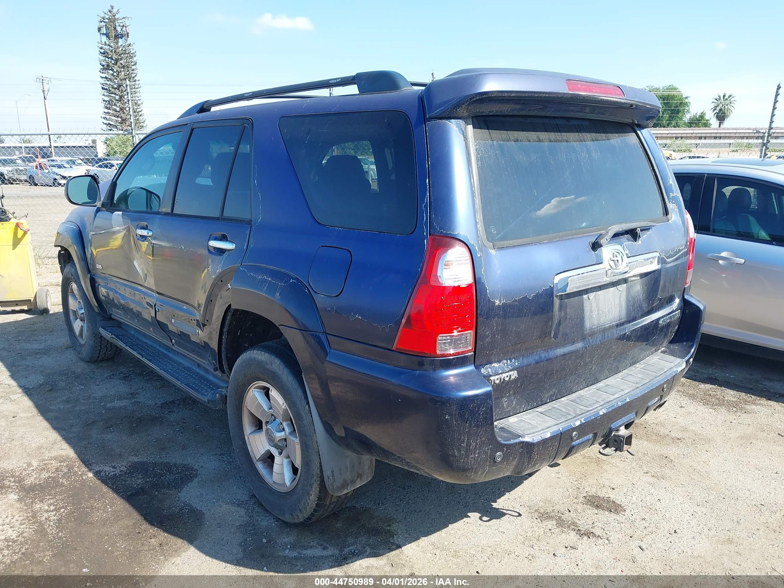 TOYOTA 4RUNNER image 3