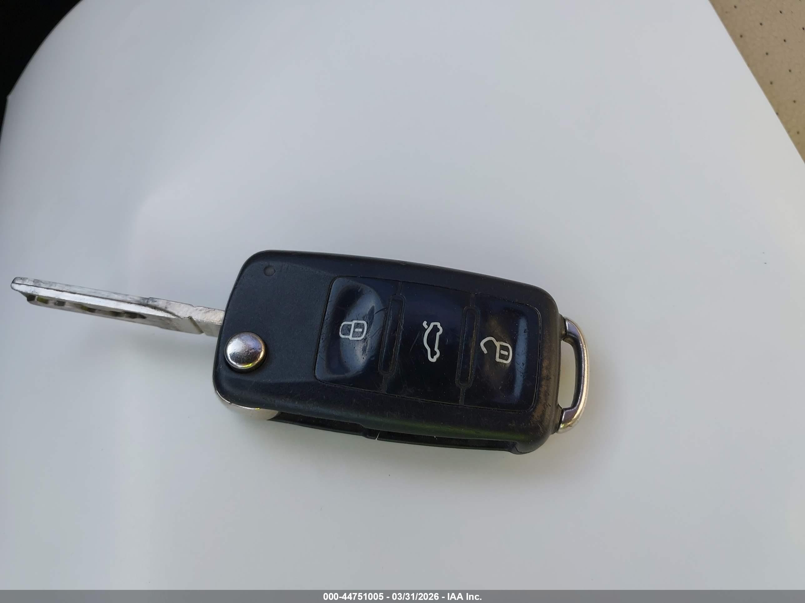 VOLKSWAGEN JETTA image 11
