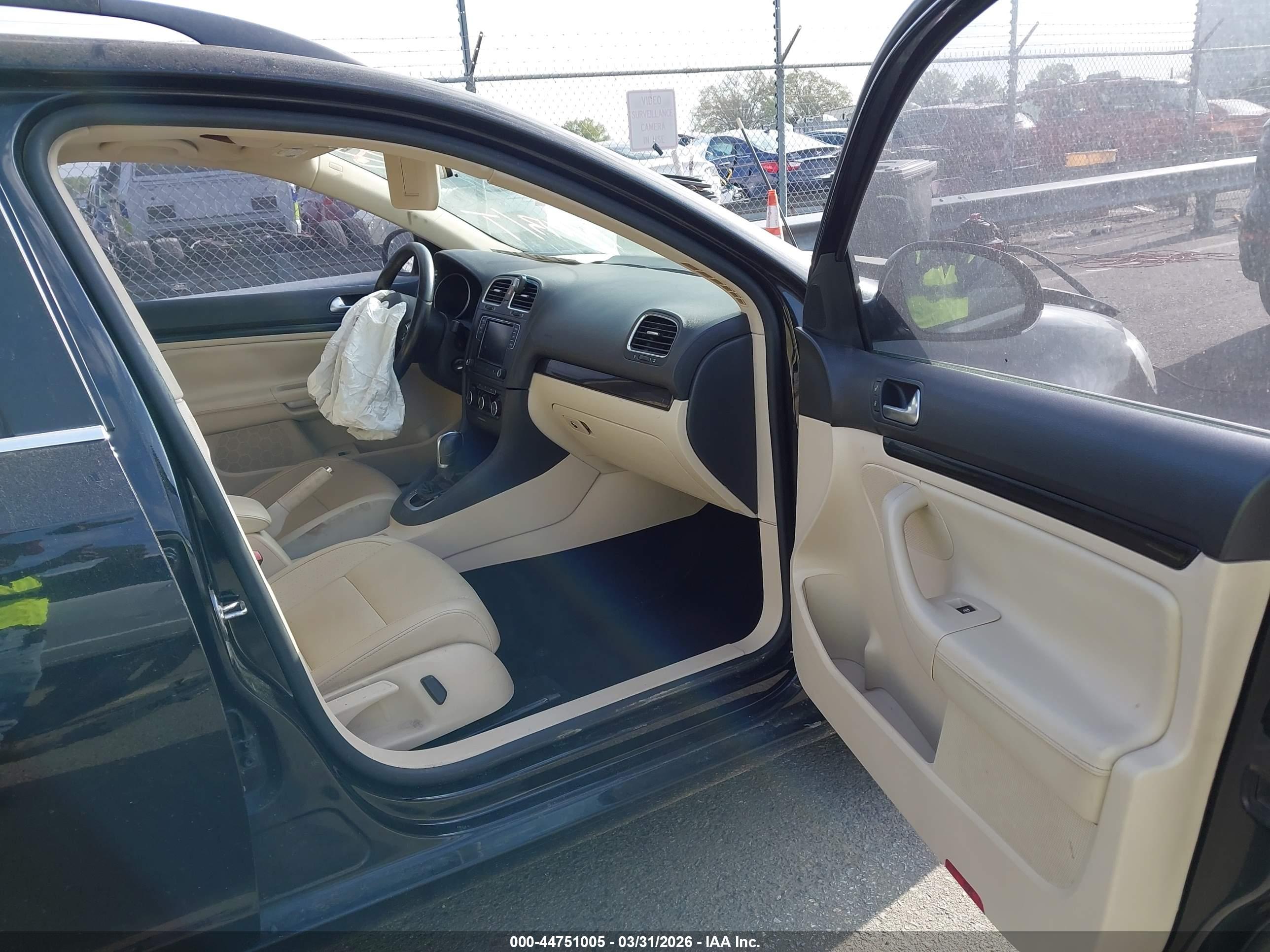 VOLKSWAGEN JETTA image 5