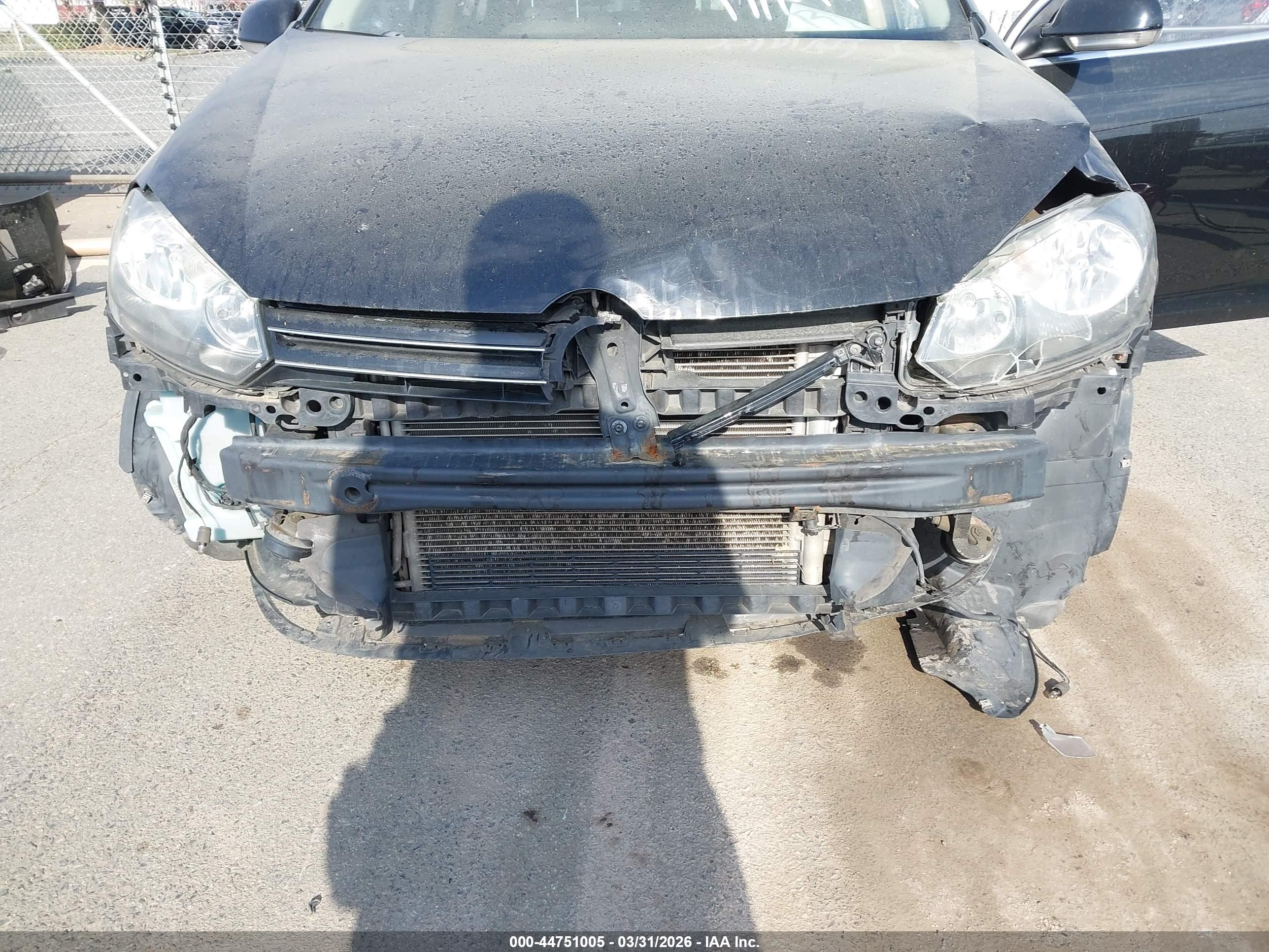 VOLKSWAGEN JETTA image 6