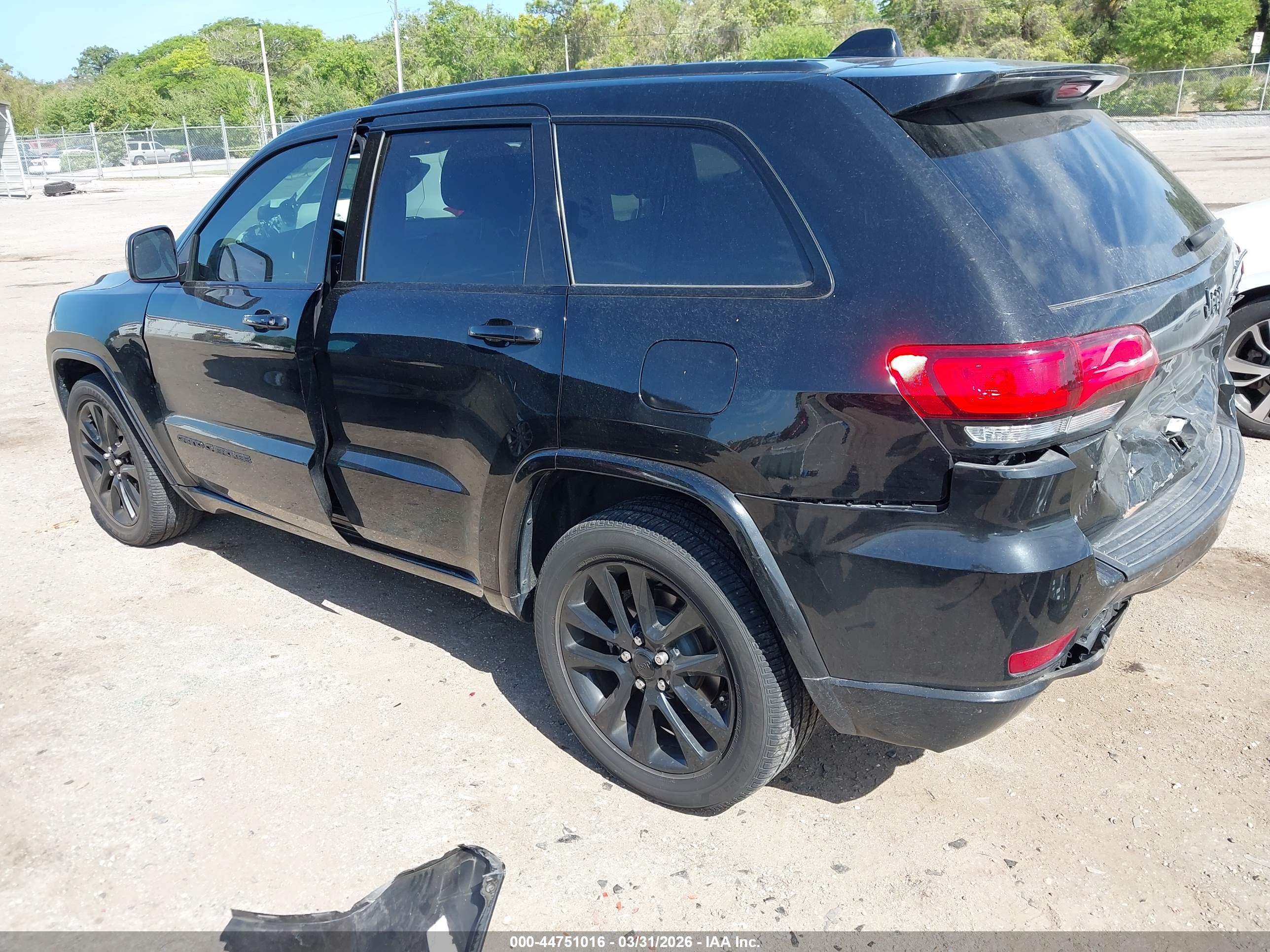 JEEP GRAND image 3