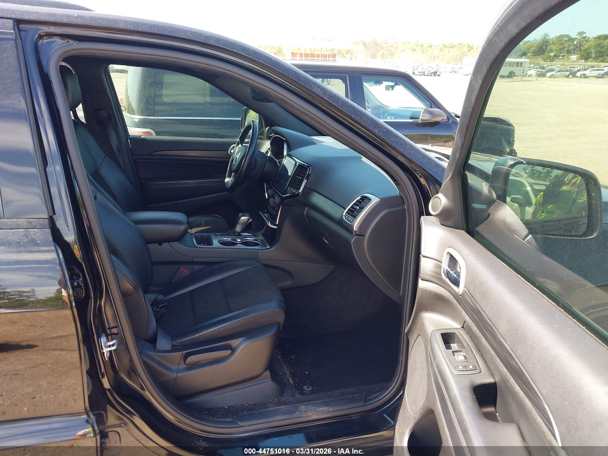 JEEP GRAND image 5