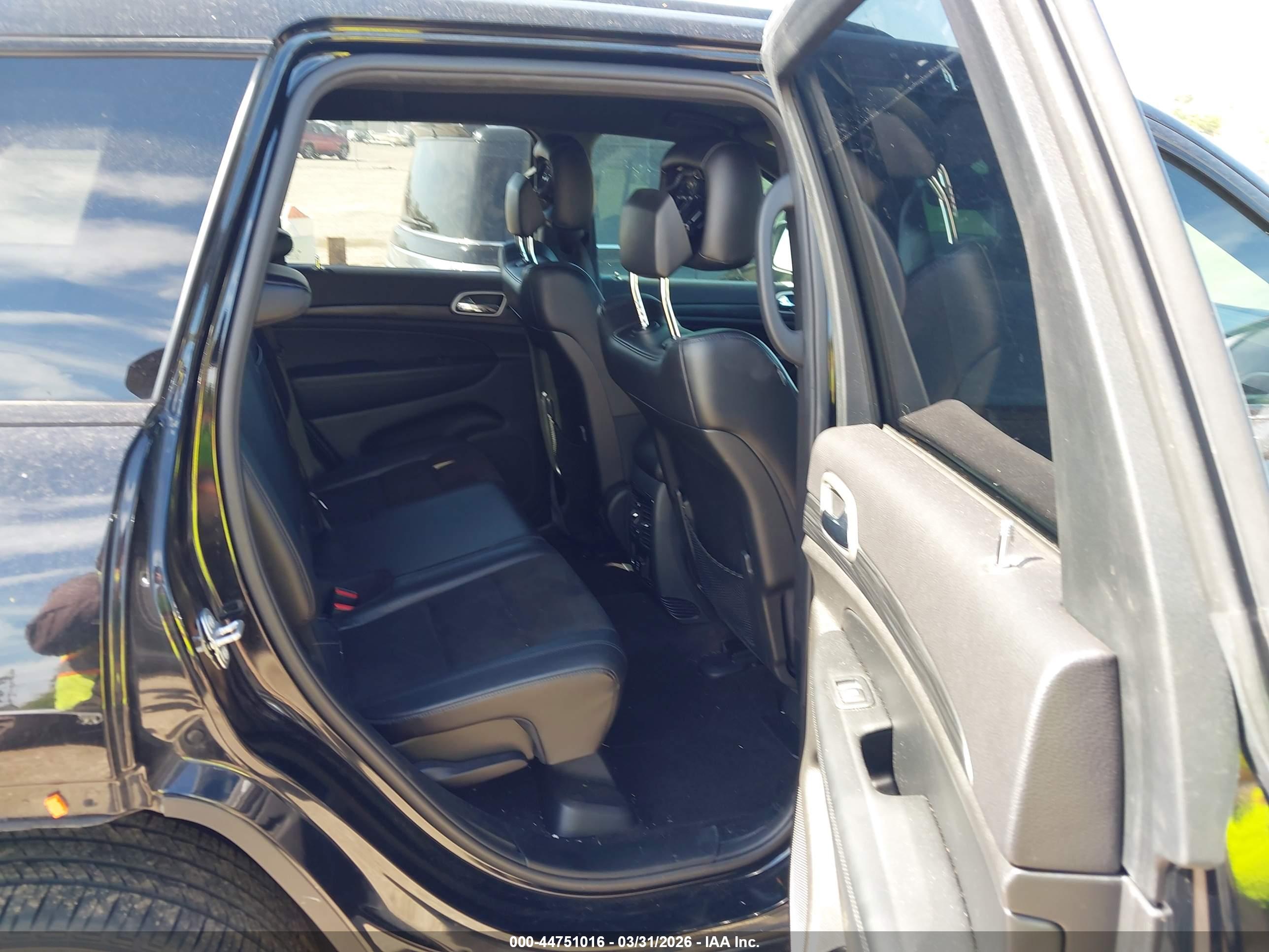 JEEP GRAND image 8