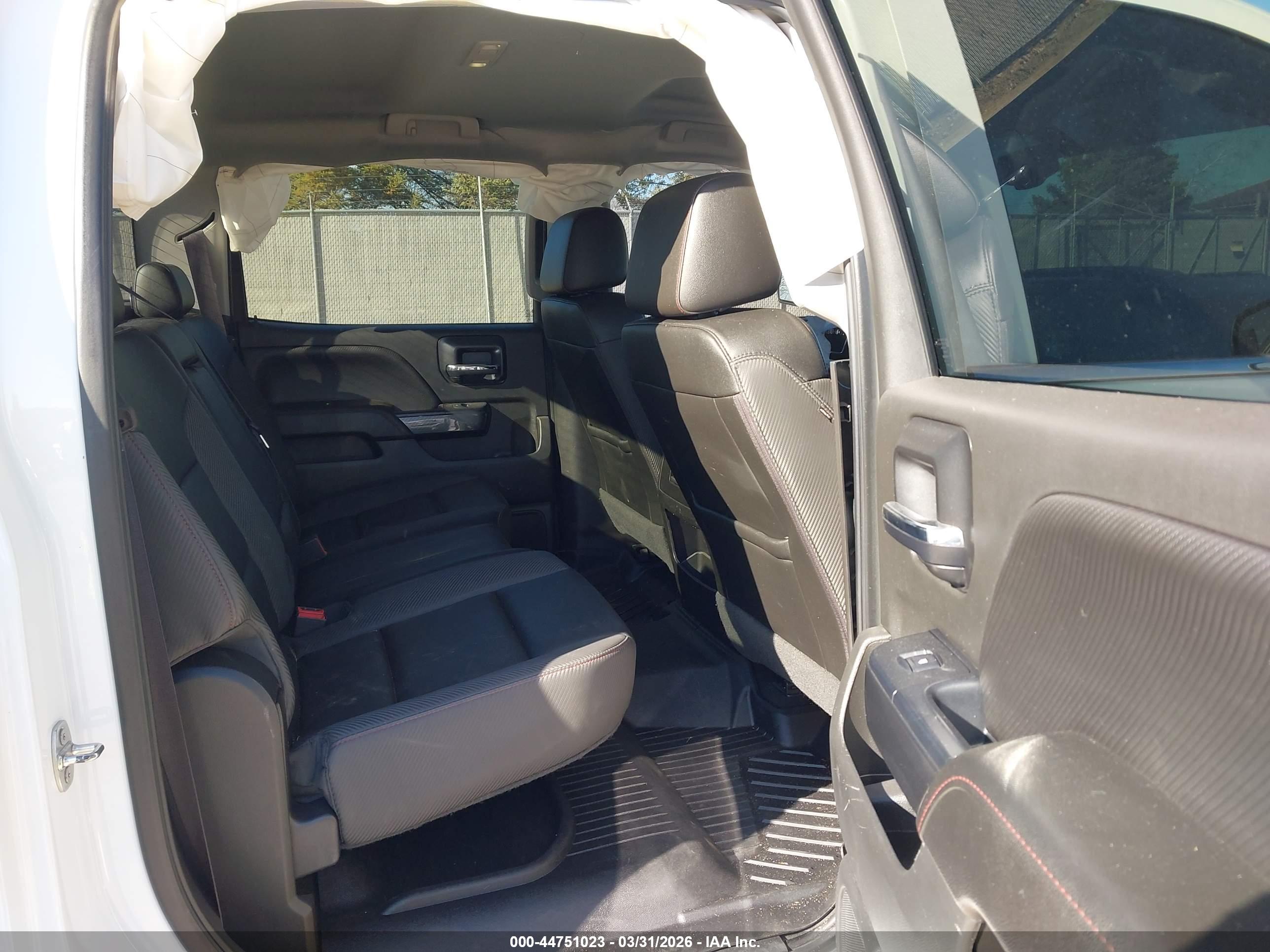 GMC SIERRA image 8