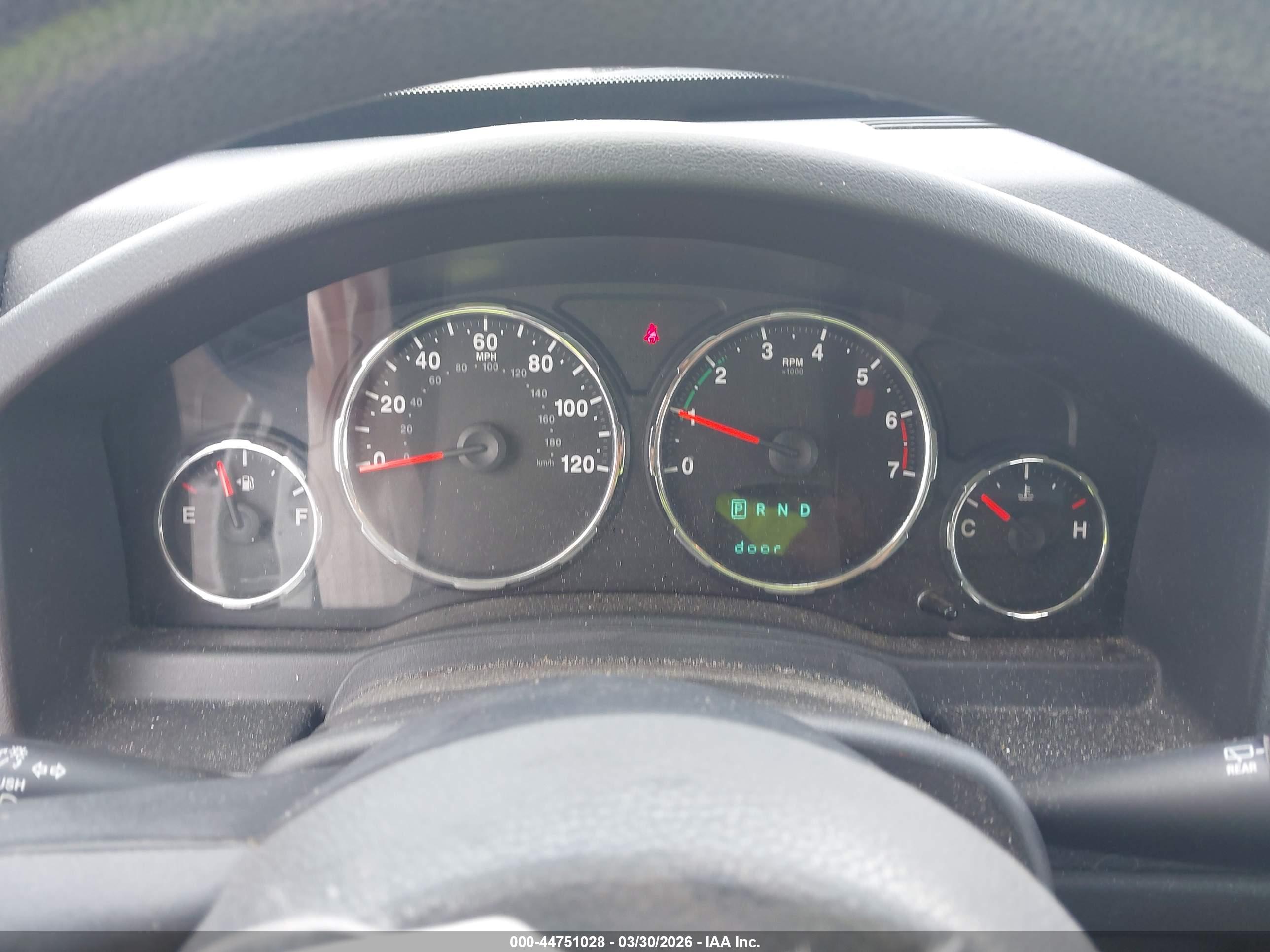 JEEP LIBERTY image 7