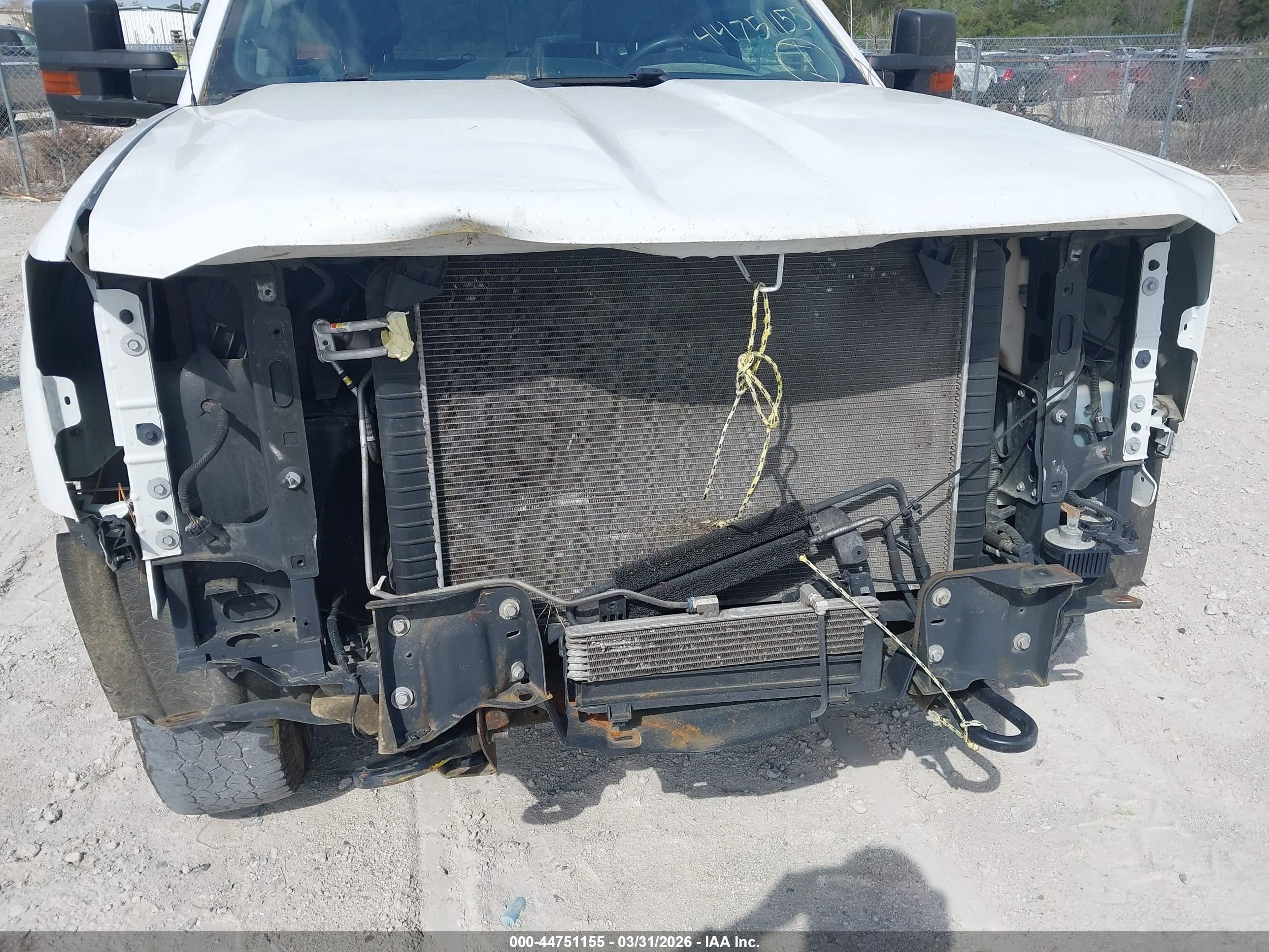 CHEVROLET SILVERADO image 6