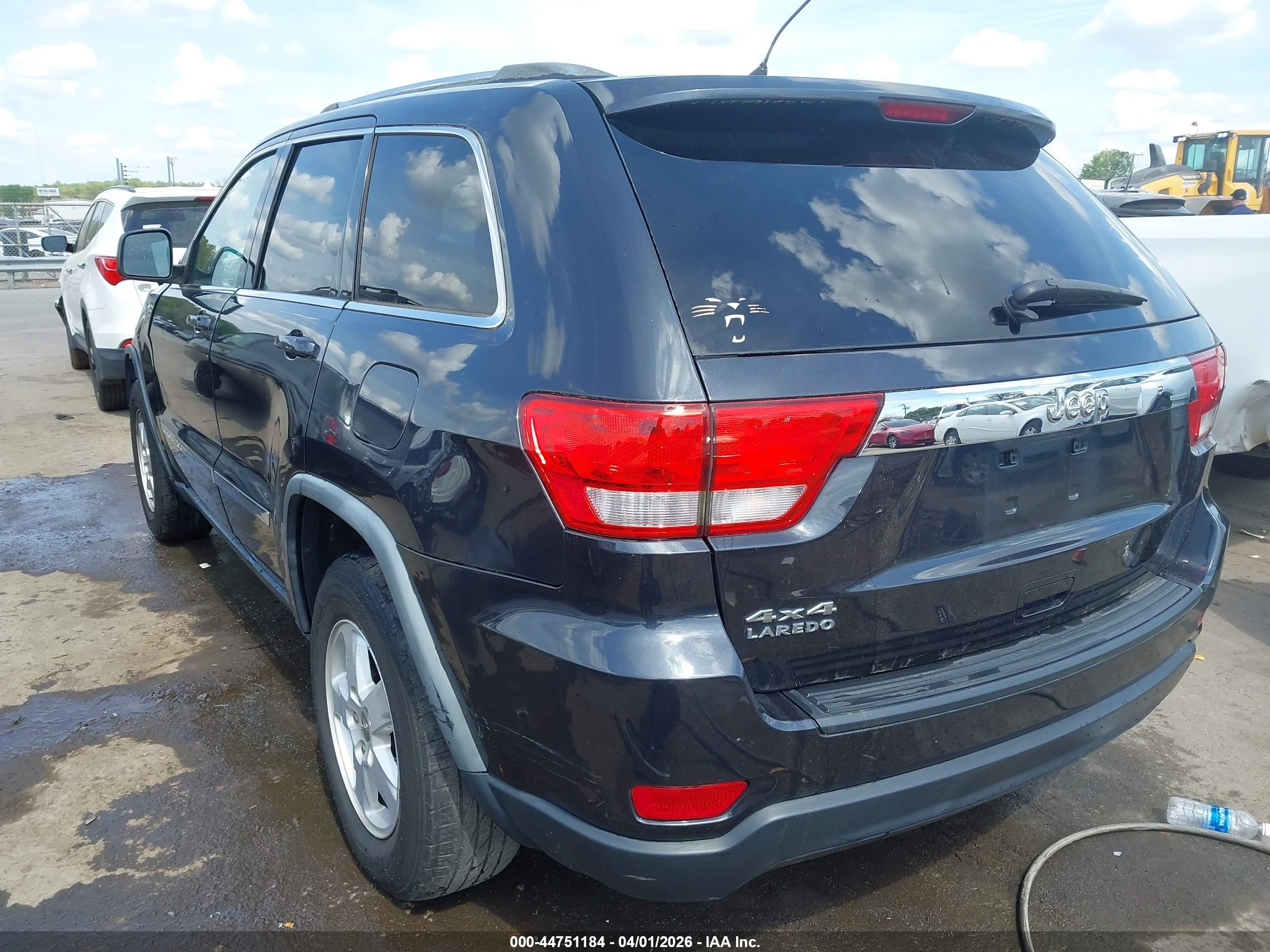 JEEP GRAND image 3